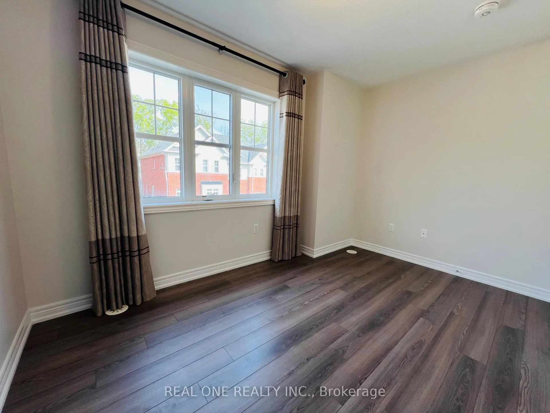 Photo 40 of 83 Roy Grove Way, Markham, Greensborough — HOMEH
