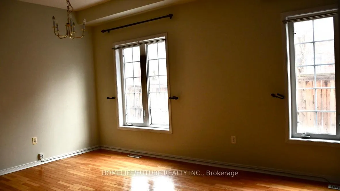 Photo 5 of 78 Jack Monkman Crescent, Markham, Cedarwood — HOMEH