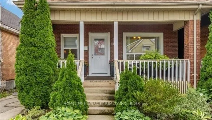 Photo 3 of 150 Leinster Avenue N, Hamilton, Gibson — HOMEH
