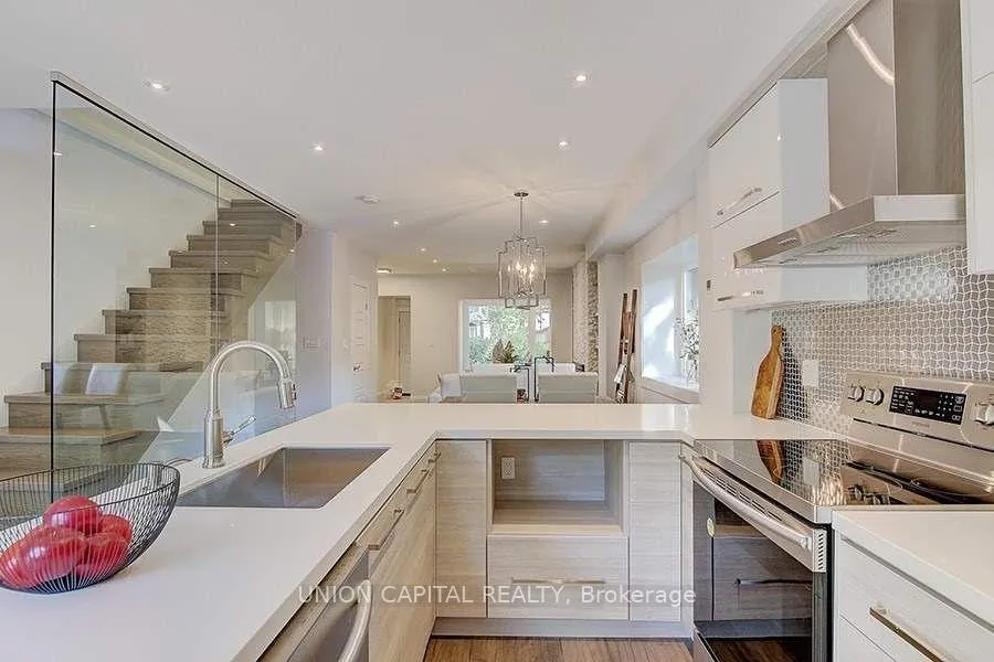 Photo 1 of 10 Beck Avenue, Toronto, East End-Danforth — HOMEH