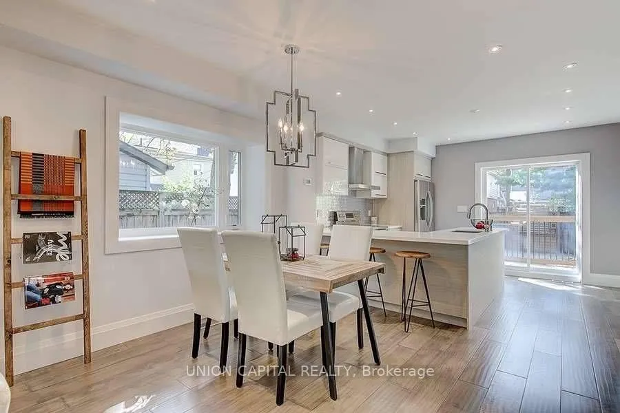 Photo 5 of 10 Beck Avenue, Toronto, East End-Danforth — HOMEH