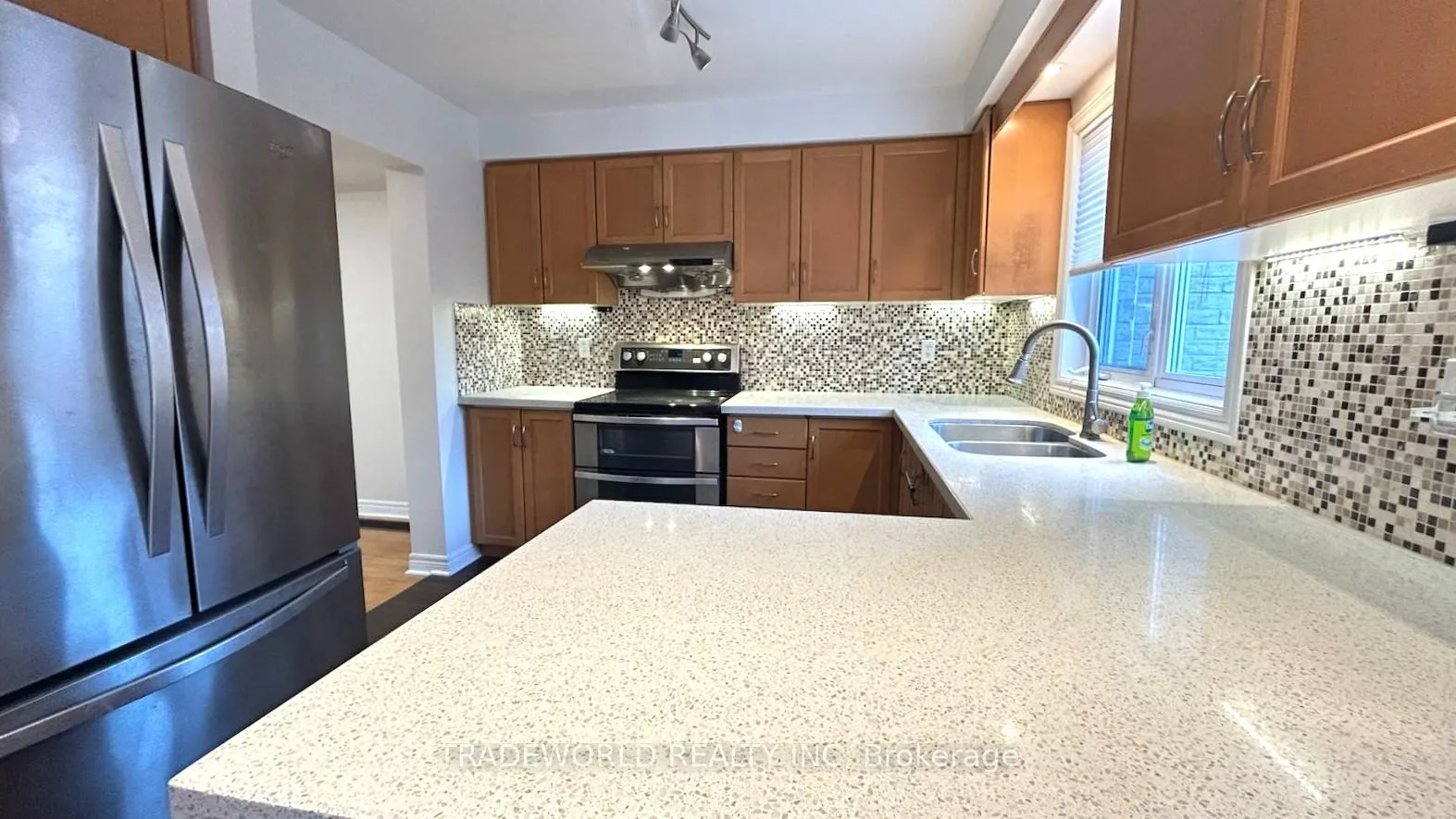 Photo 8 of 145 Sunway Square, Markham, Raymerville — HOMEH