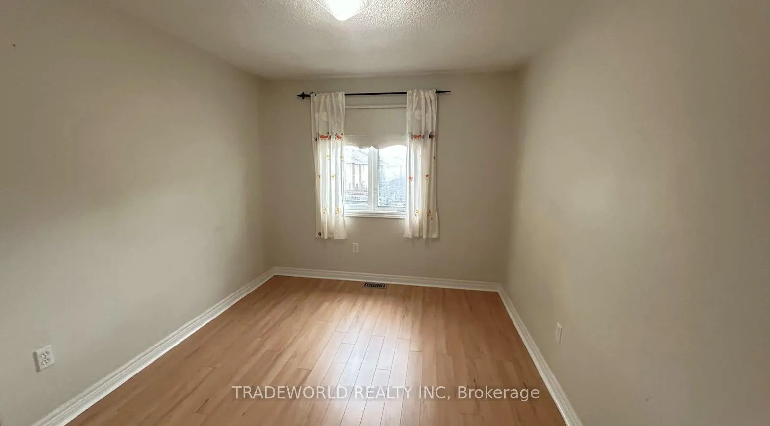 Photo 17 of 145 Sunway Square, Markham, Raymerville — HOMEH