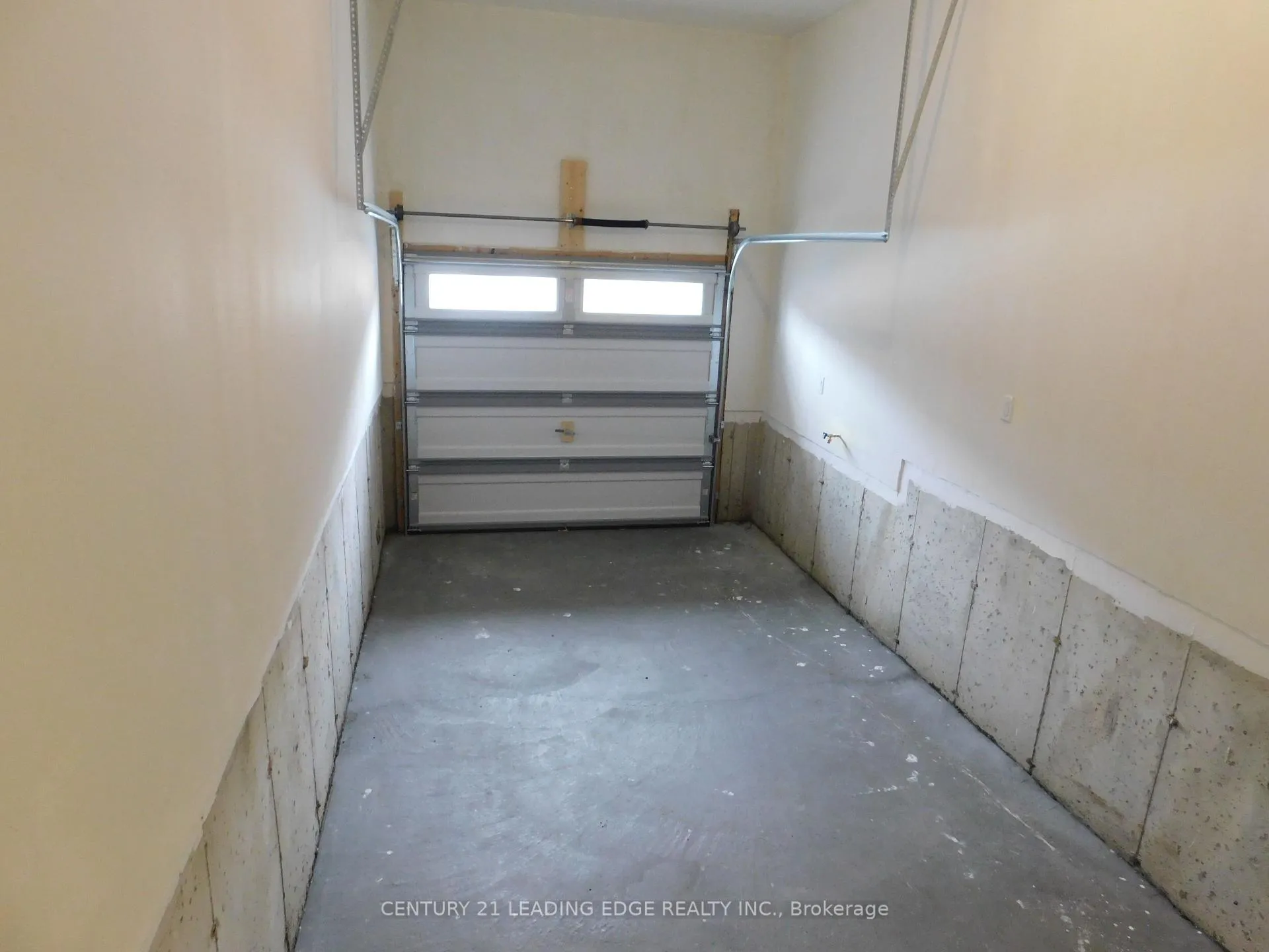 Photo 21 of 18 Conarty Crescent, Whitby, Rural Whitby — HOMEH