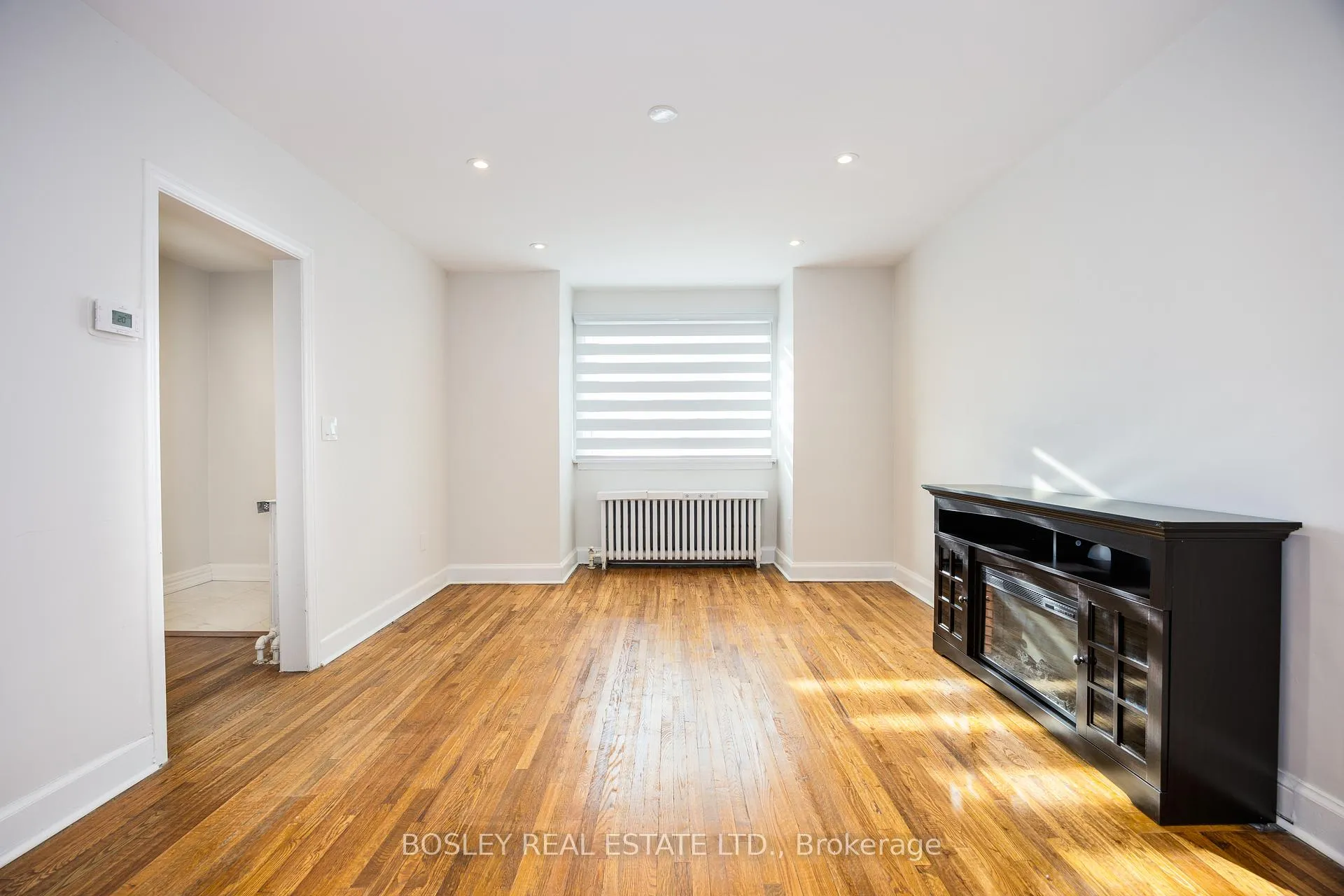 Photo 4 of 382 Merton Street, Toronto, Mount Pleasant East — HOMEH