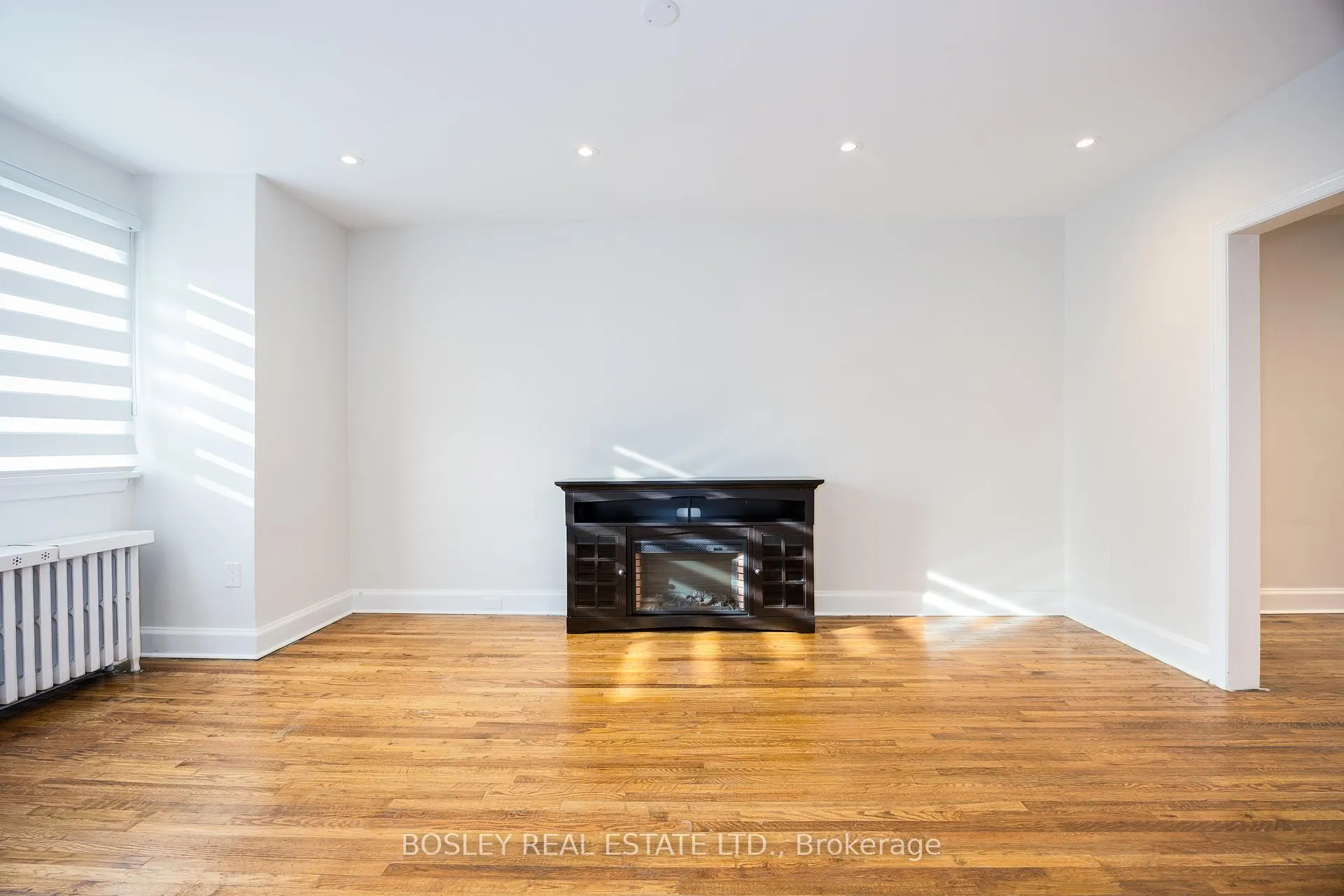 Photo 5 of 382 Merton Street, Toronto, Mount Pleasant East — HOMEH