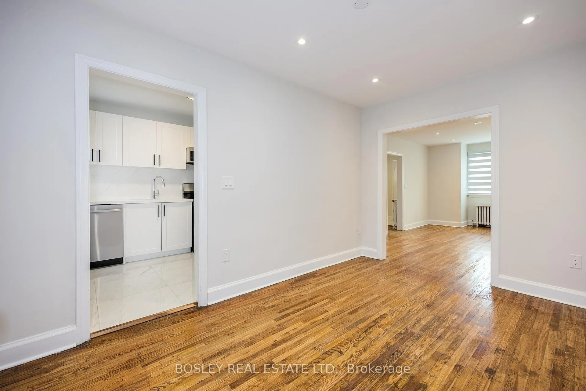 Photo 11 of 382 Merton Street, Toronto, Mount Pleasant East — HOMEH