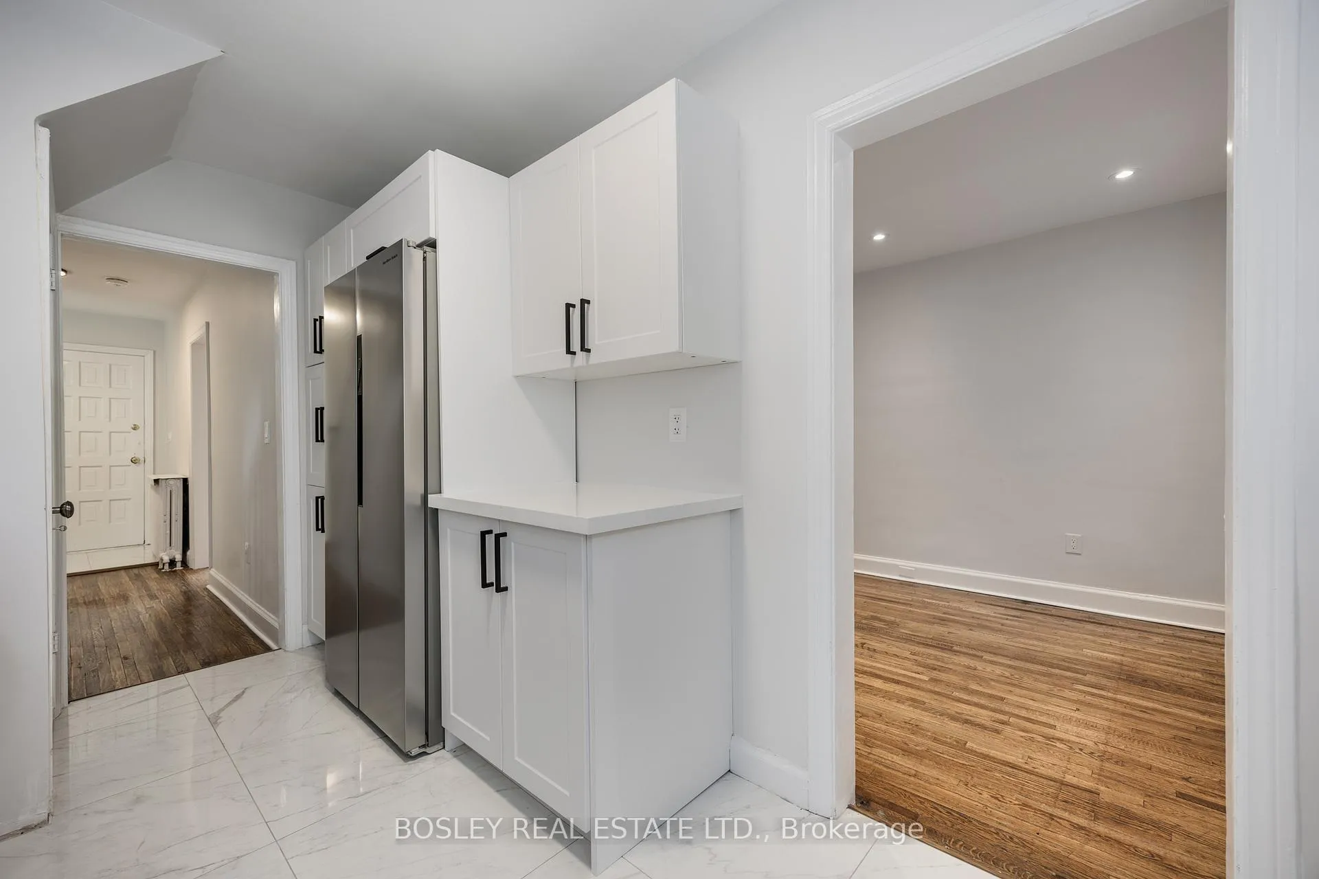 Photo 15 of 382 Merton Street, Toronto, Mount Pleasant East — HOMEH