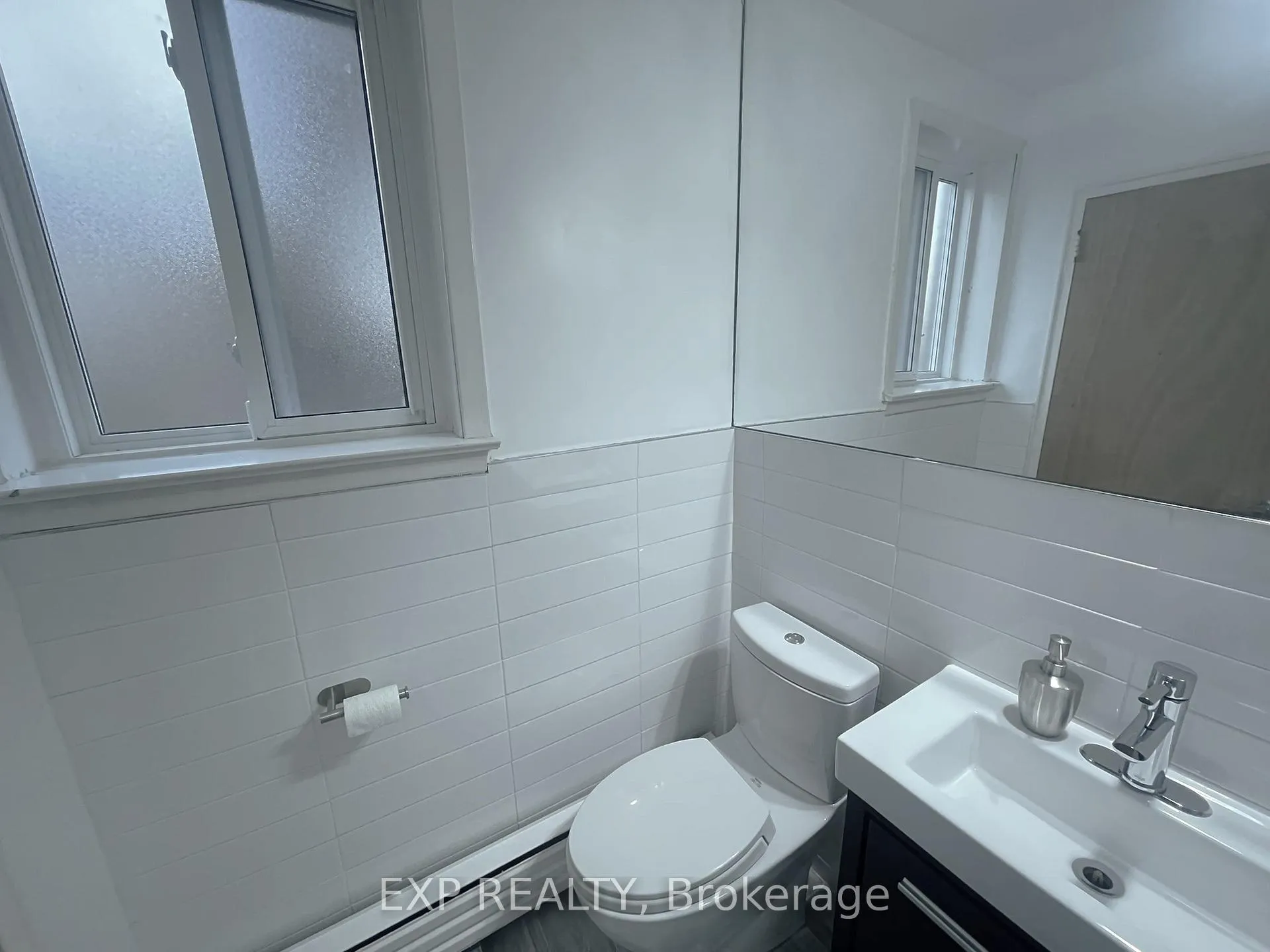 Photo 7 of Unit 2, 458 Lawrence Avenue W, Toronto, Bedford Park-Nortown — HOMEH