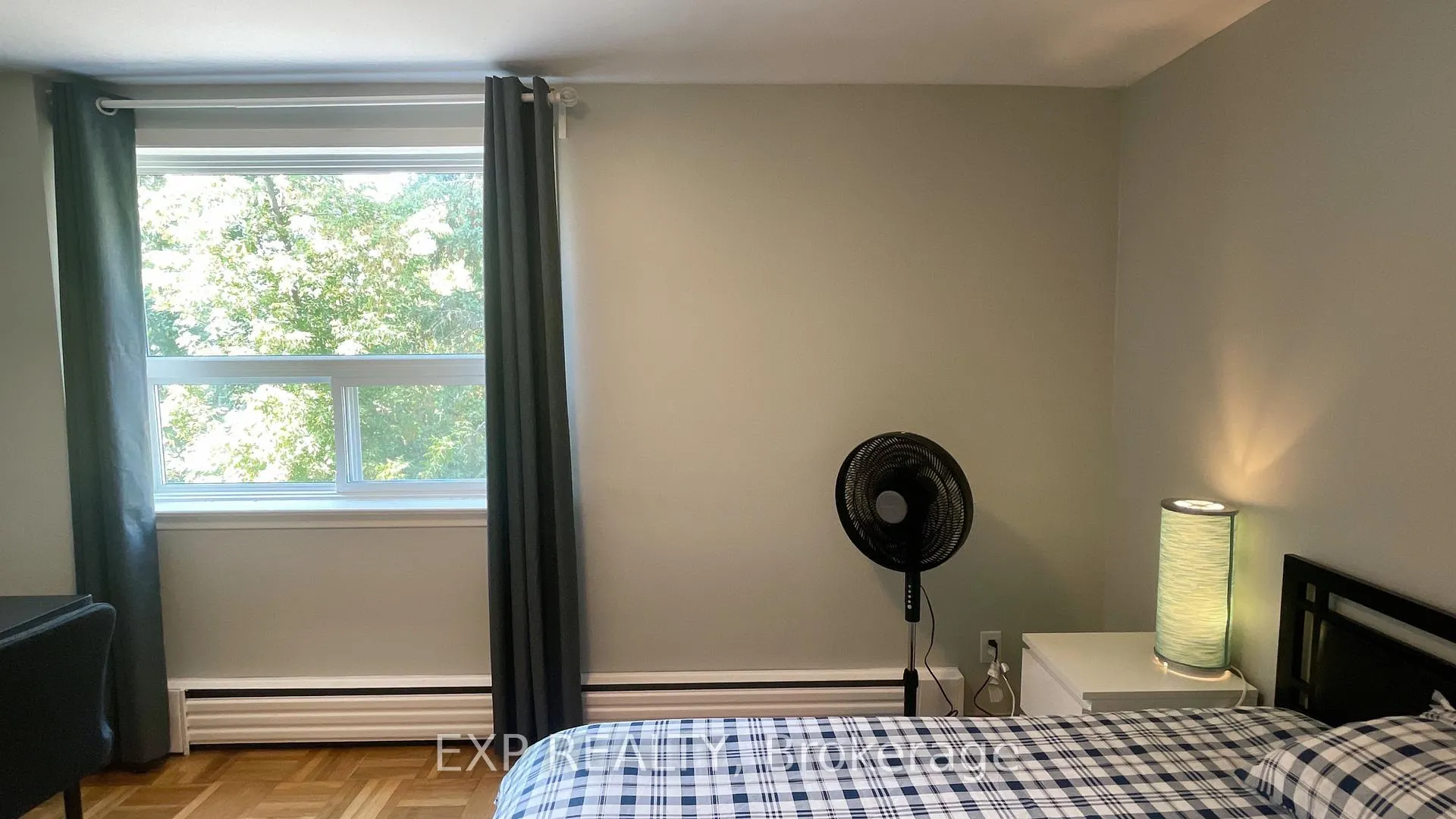 Photo 10 of Unit 2, 458 Lawrence Avenue W, Toronto, Bedford Park-Nortown — HOMEH
