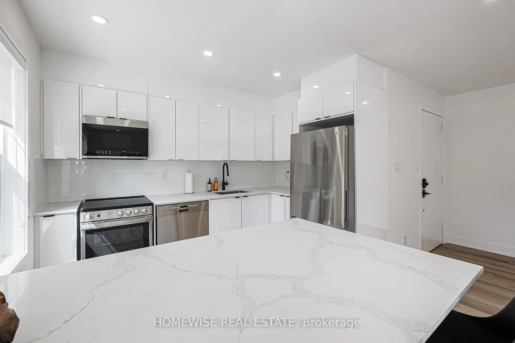 Photo 1 of Unit 1, 383 Spadina Road, Toronto, Casa Loma — HOMEH