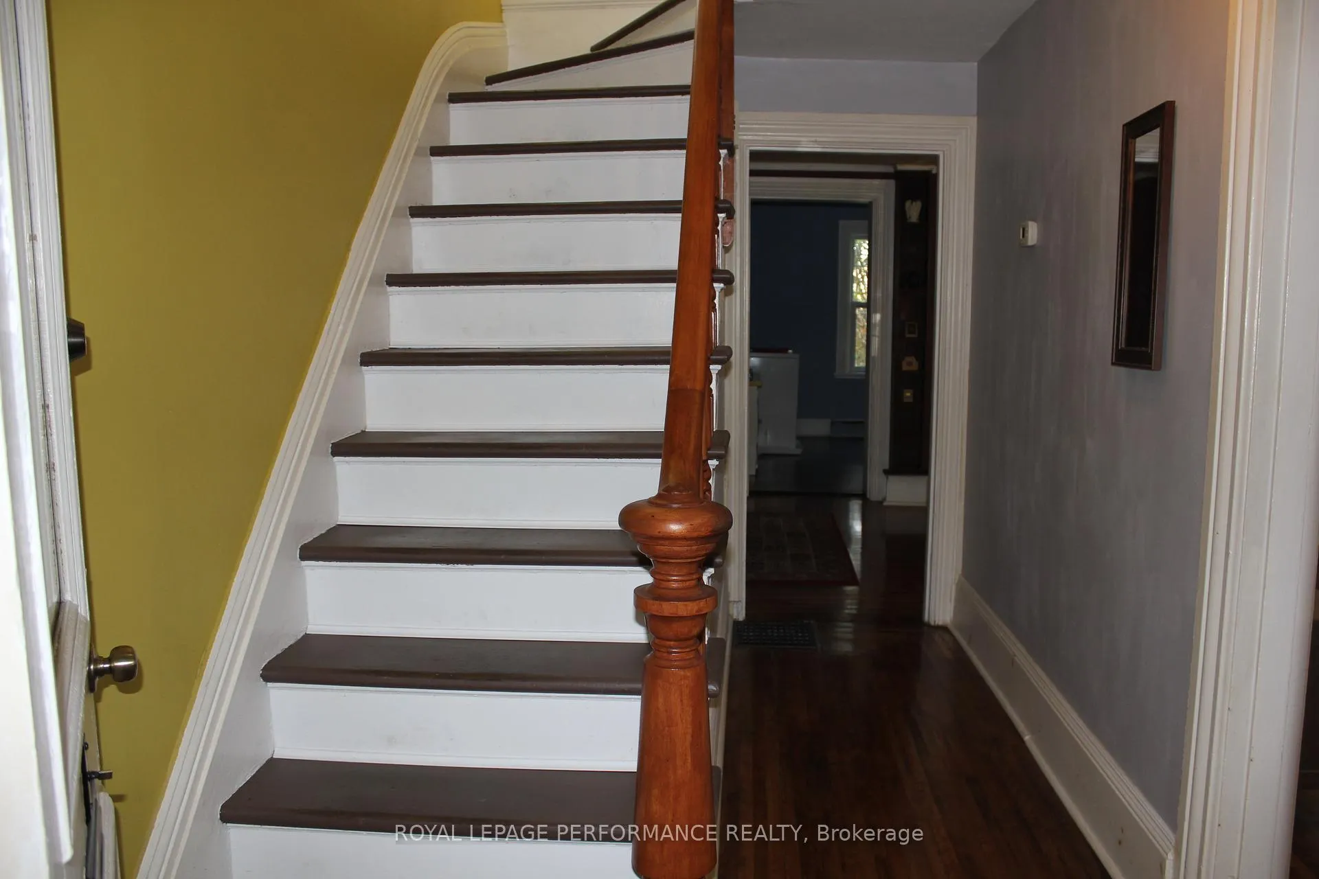 Photo 16 of 125 Augustus Street S, Cornwall — HOMEH