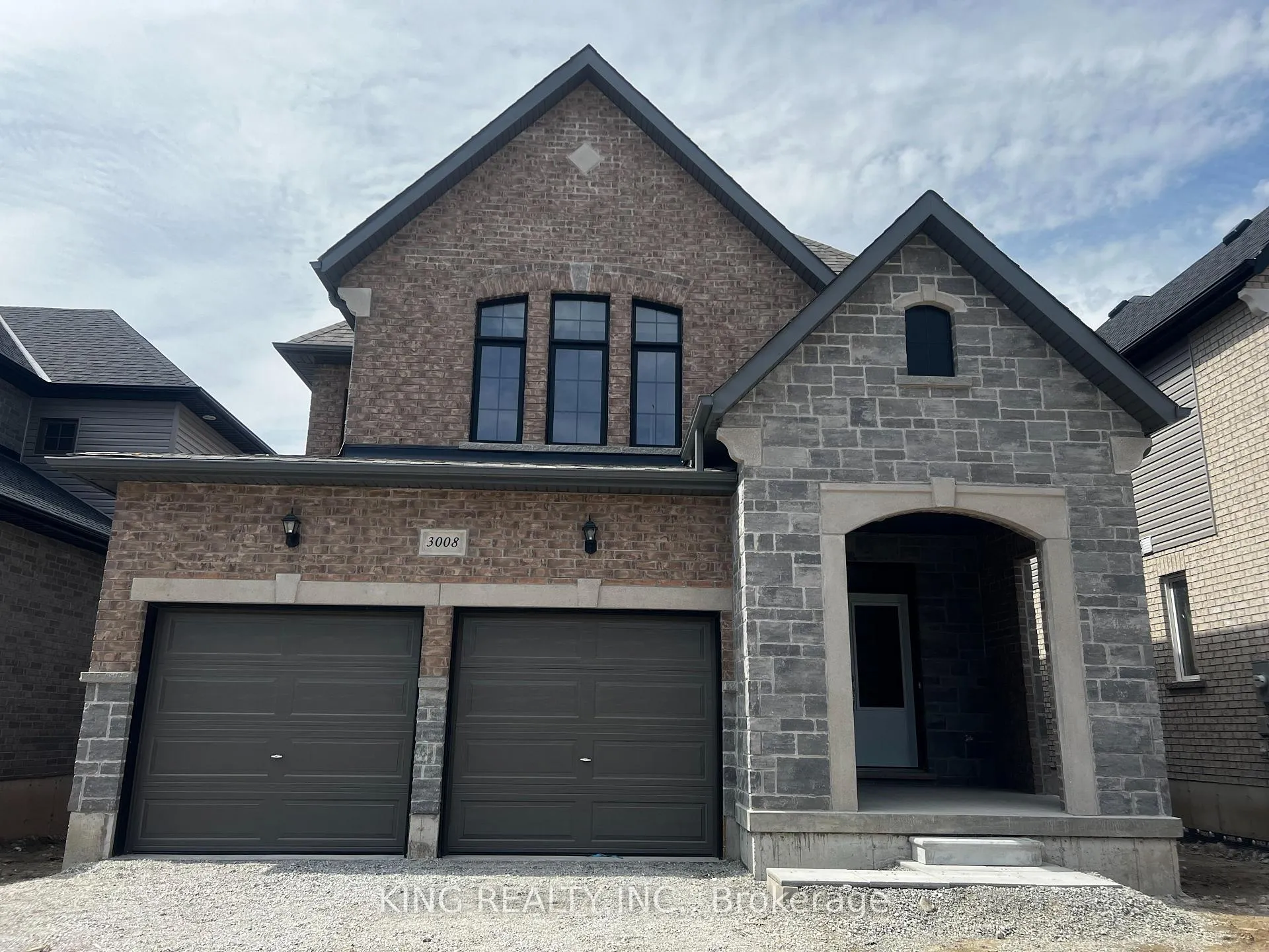 Front of 3008 Sierra Drive