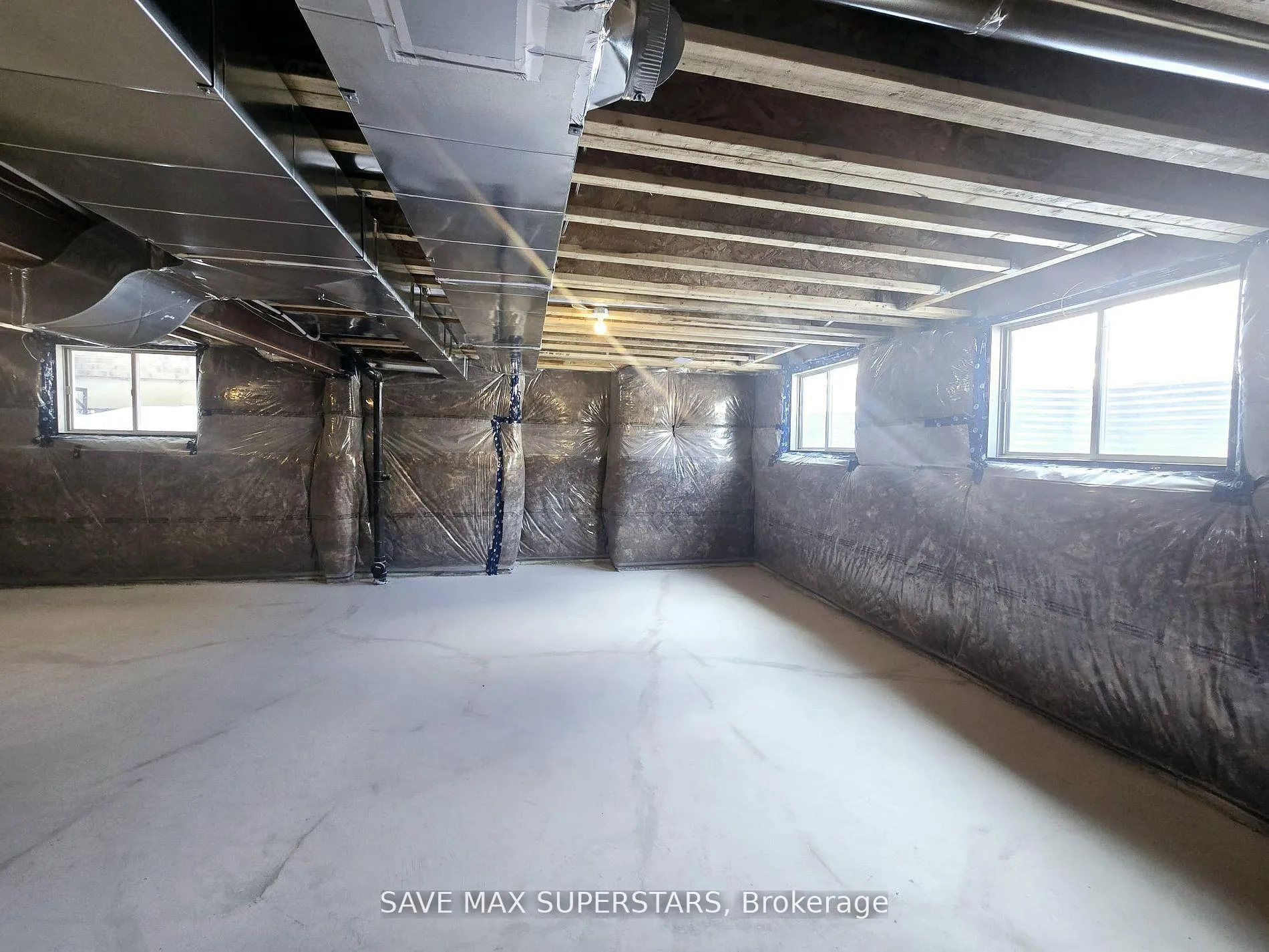 Photo 30 of 1441 Davis loop Circle, Innisfil, Lefroy — HOMEH