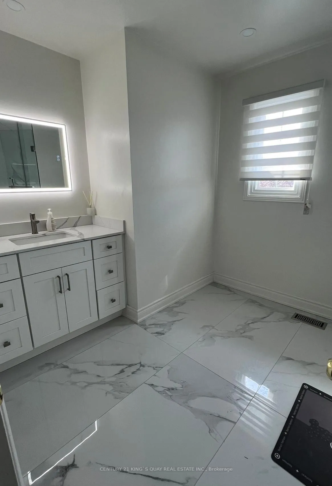 Photo 3 of 75 Cairns Drive, Markham, Raymerville — HOMEH