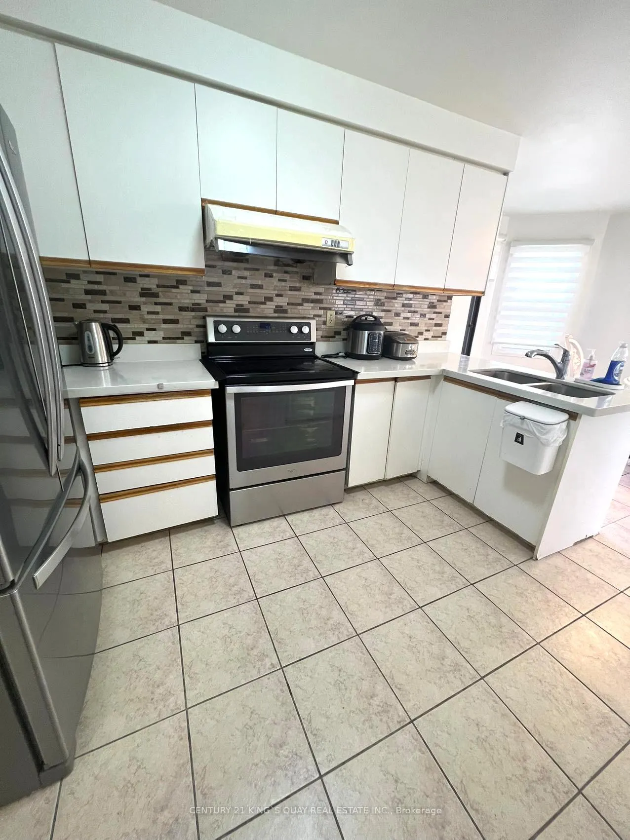 Photo 11 of 75 Cairns Drive, Markham, Raymerville — HOMEH