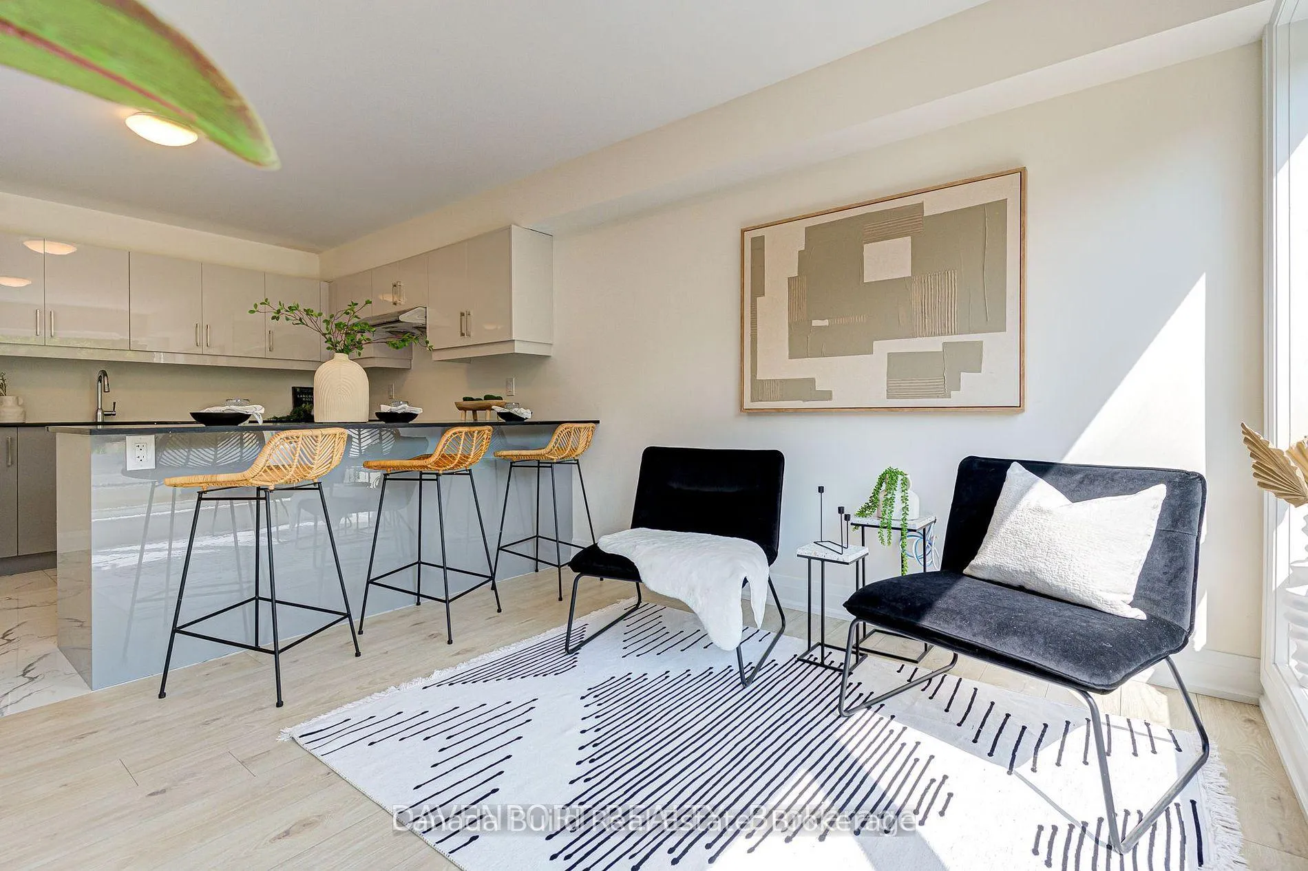 Photo 5 of Unit 2, 183 Victoria Street N, Kitchener — HOMEH