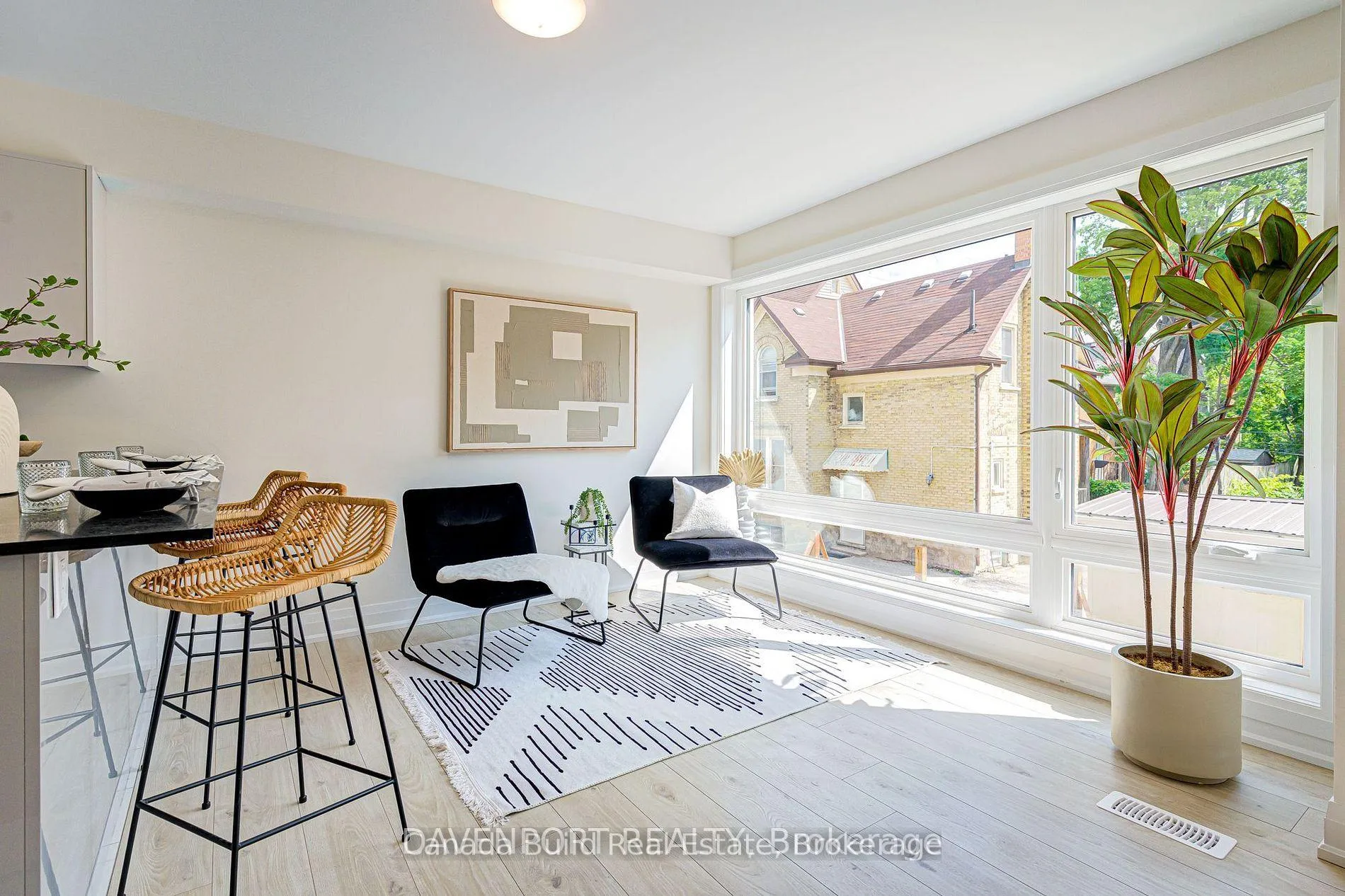Photo 7 of Unit 2, 183 Victoria Street N, Kitchener — HOMEH