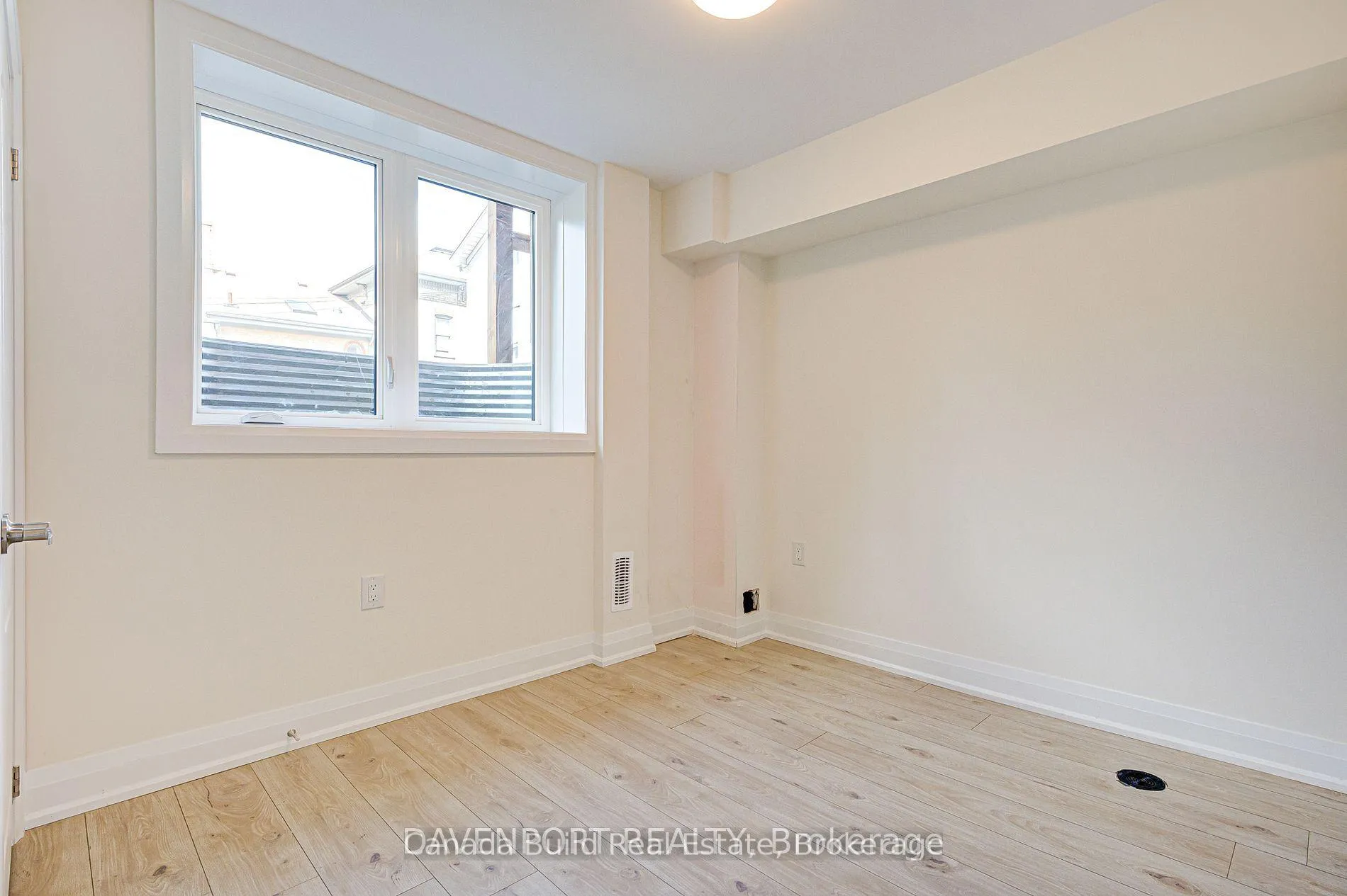 Photo 24 of Unit 2, 183 Victoria Street N, Kitchener — HOMEH