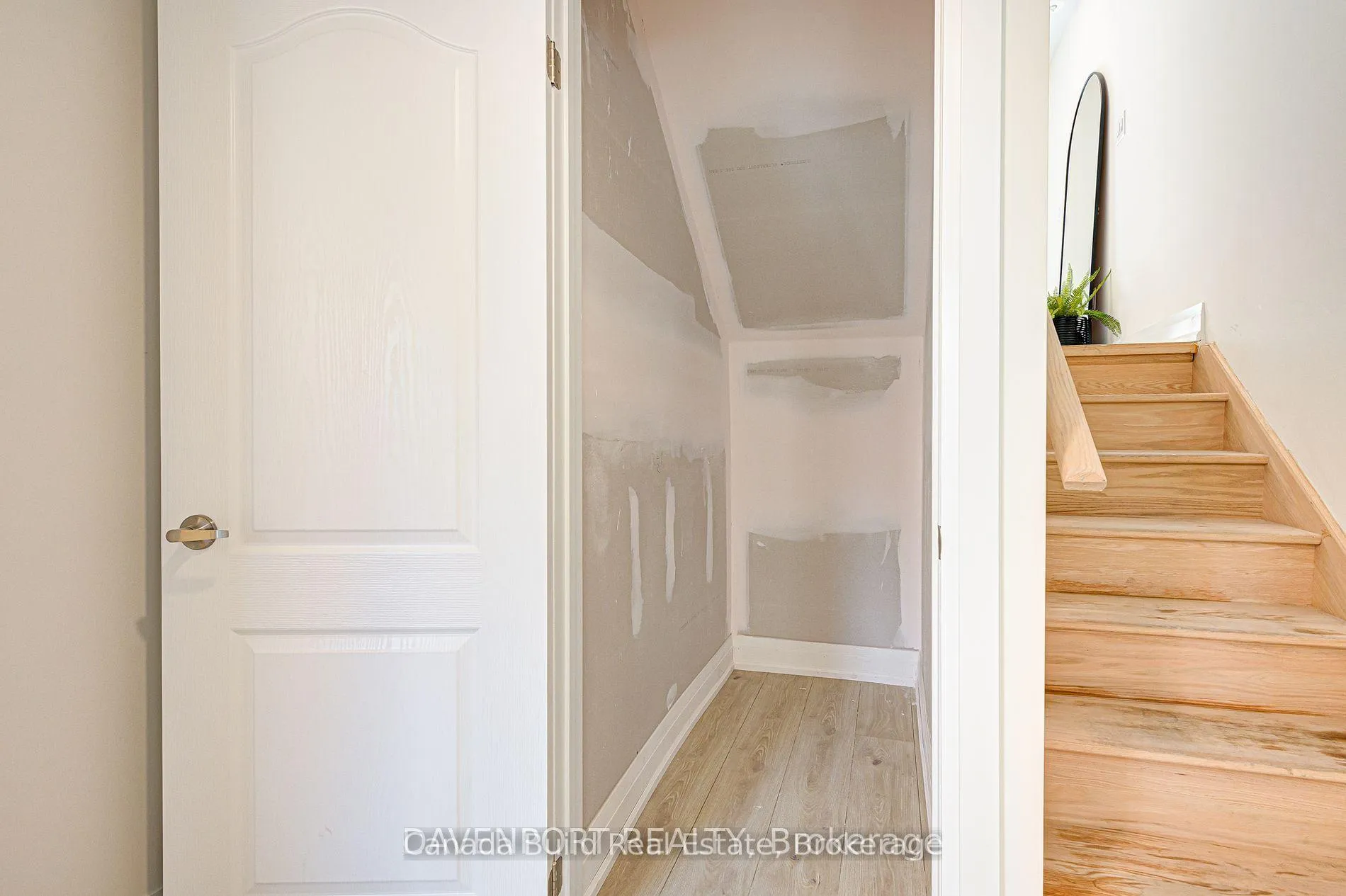 Photo 27 of Unit 2, 183 Victoria Street N, Kitchener — HOMEH