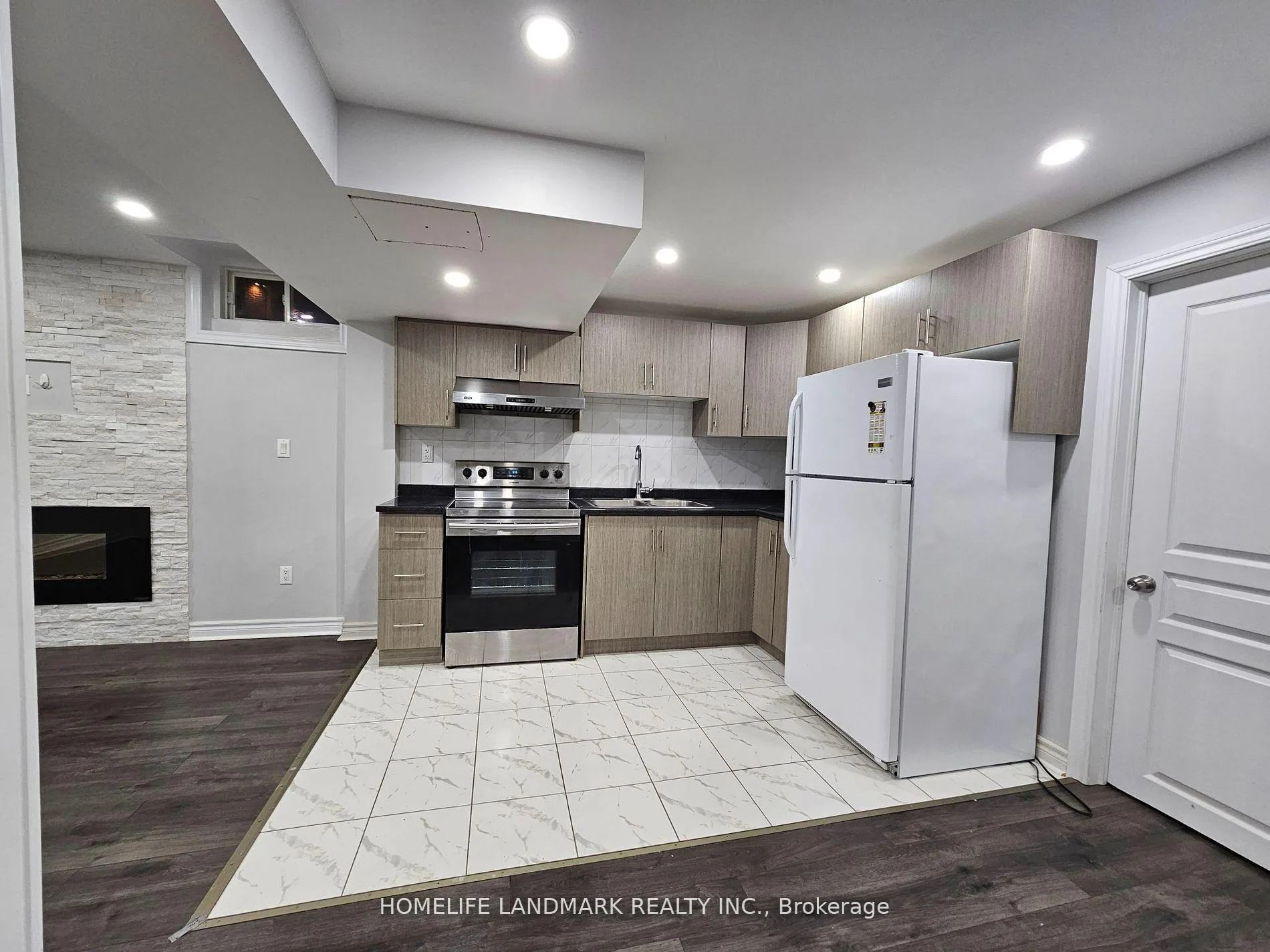 Photo 4 of Unit BSMT, 35 Geddington Crescent, Markham, Box Grove — HOMEH