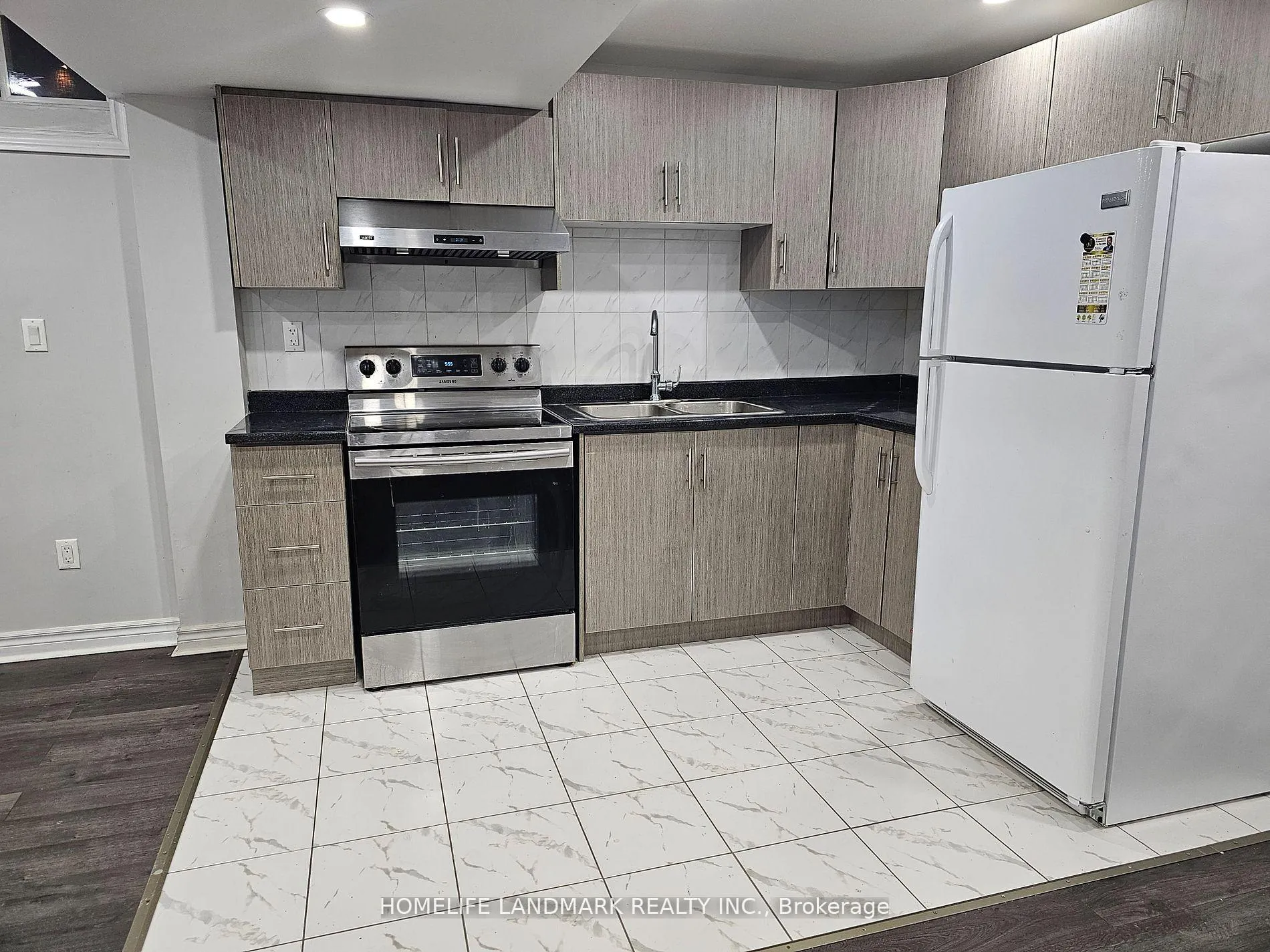 Photo 5 of Unit BSMT, 35 Geddington Crescent, Markham, Box Grove — HOMEH