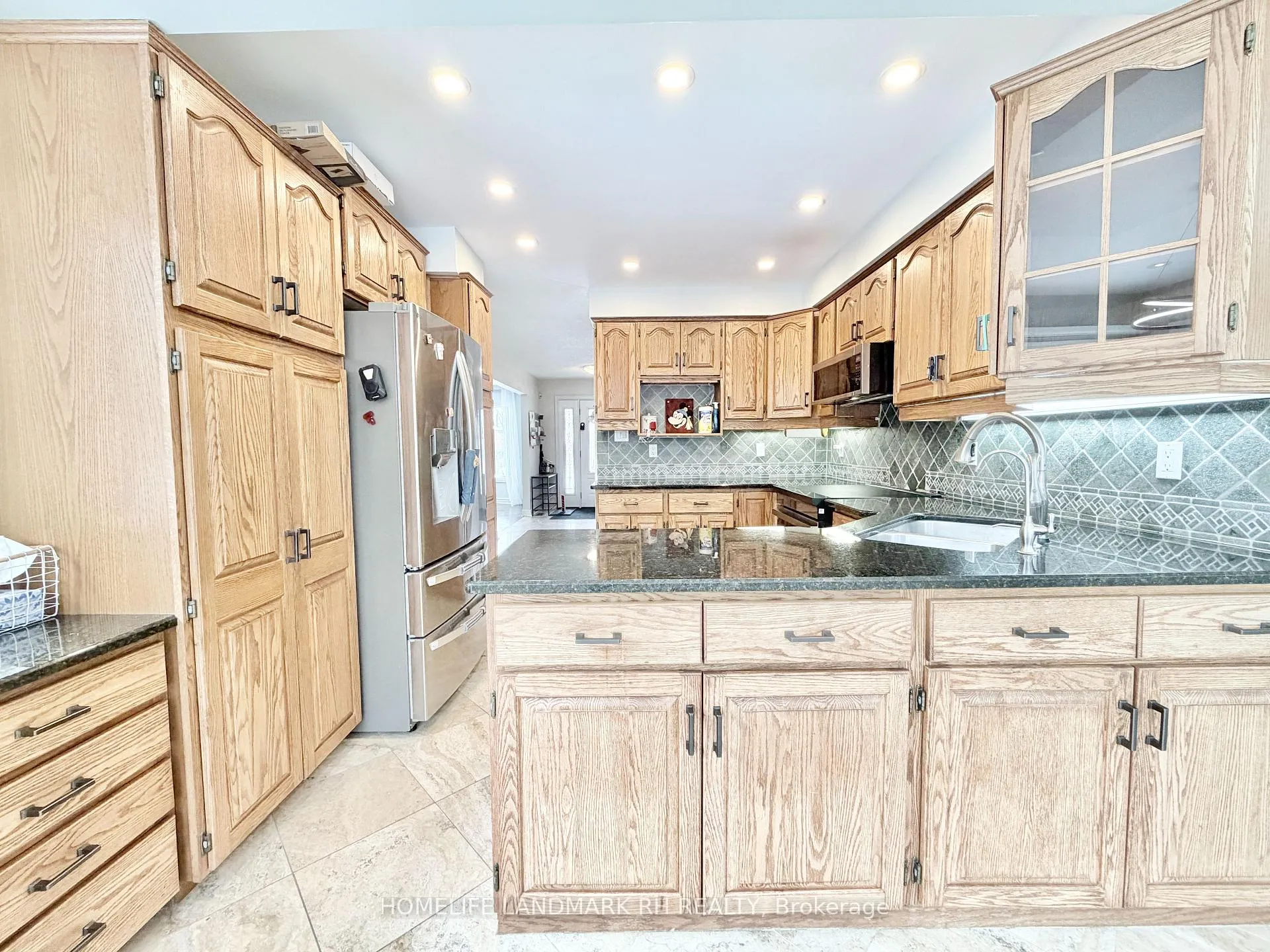 Photo 13 of 36 Maplewood Drive, Whitby, Blue Grass Meadows — HOMEH