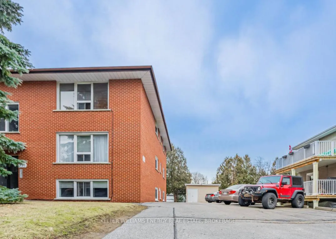 Photo 10 of Unit 4, 587 Digby Avenue, Oshawa, Eastdale — HOMEH