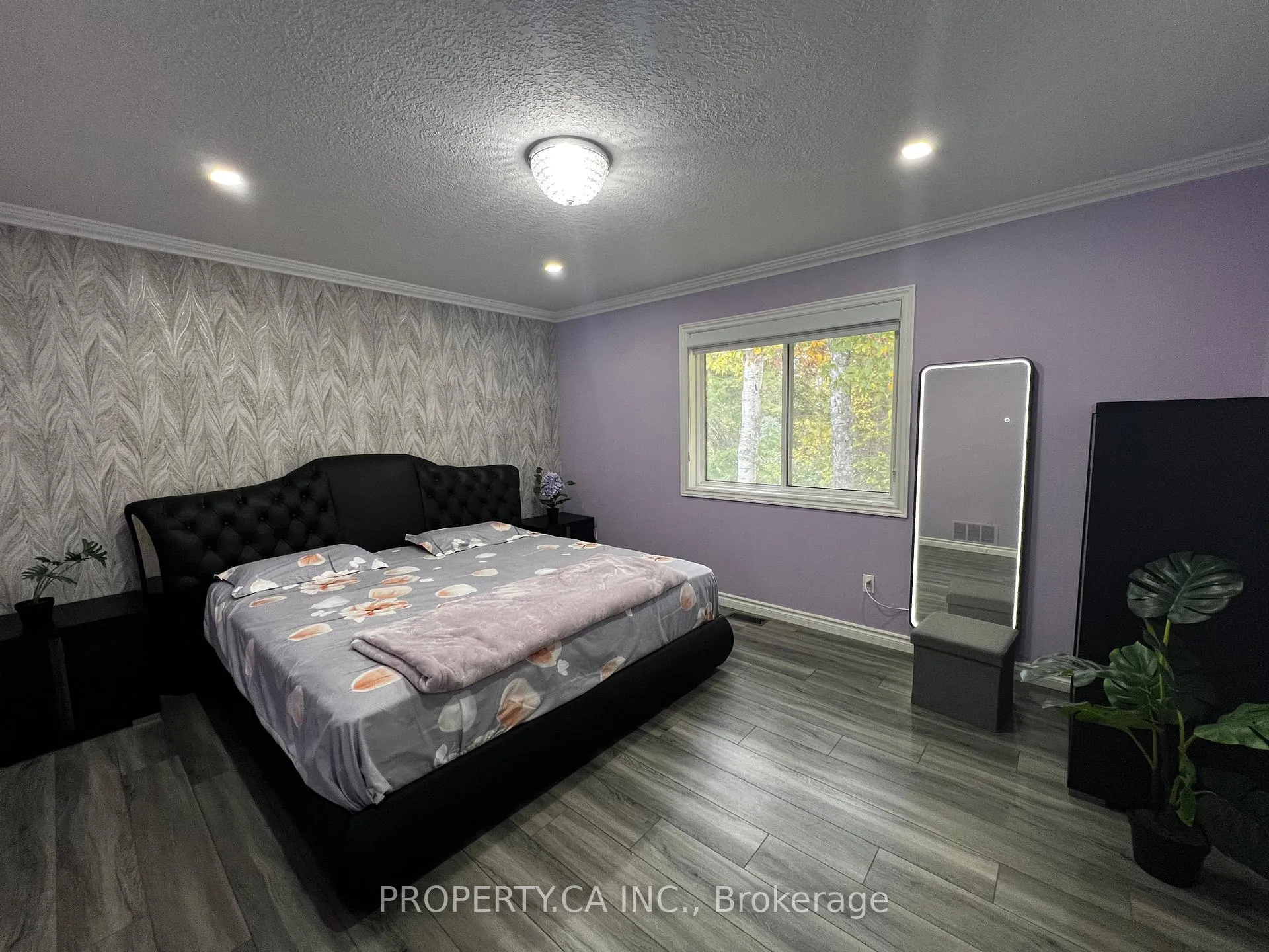 Photo 21 of 59 Lee Street, Wasaga Beach — HOMEH