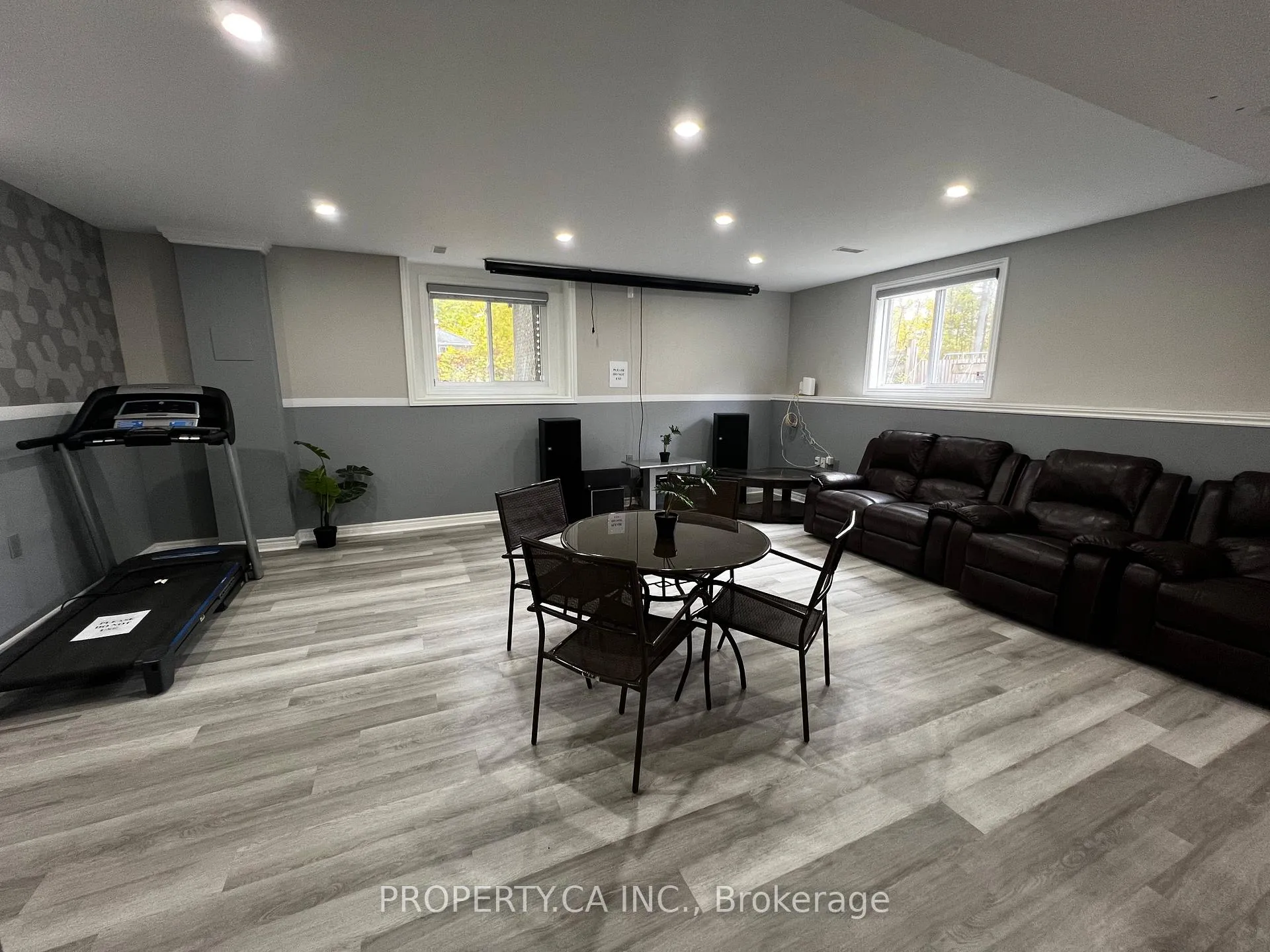Photo 33 of 59 Lee Street, Wasaga Beach — HOMEH
