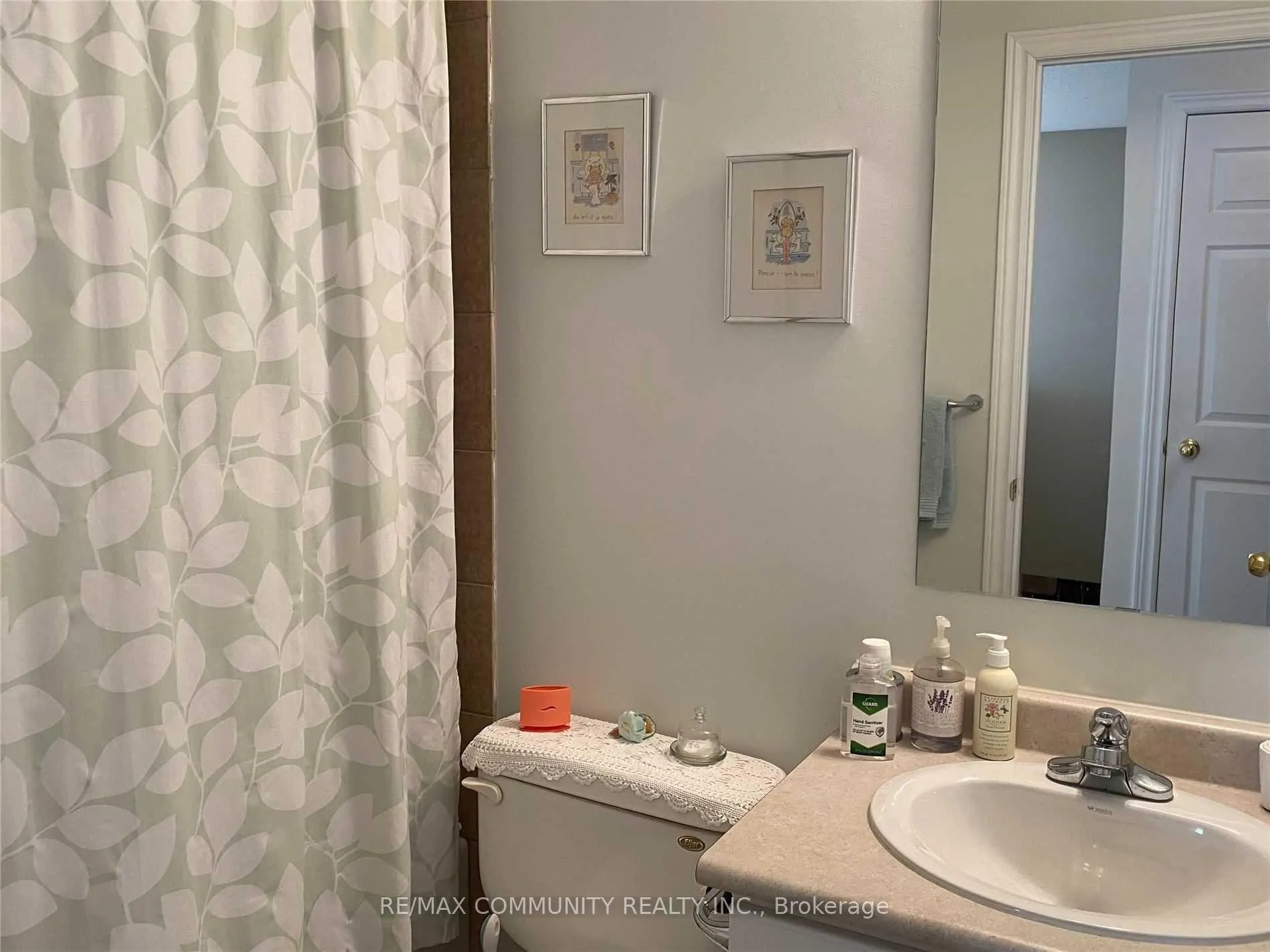 Photo 14 of 62 Maplewood Avenue, Brock, Beaverton — HOMEH