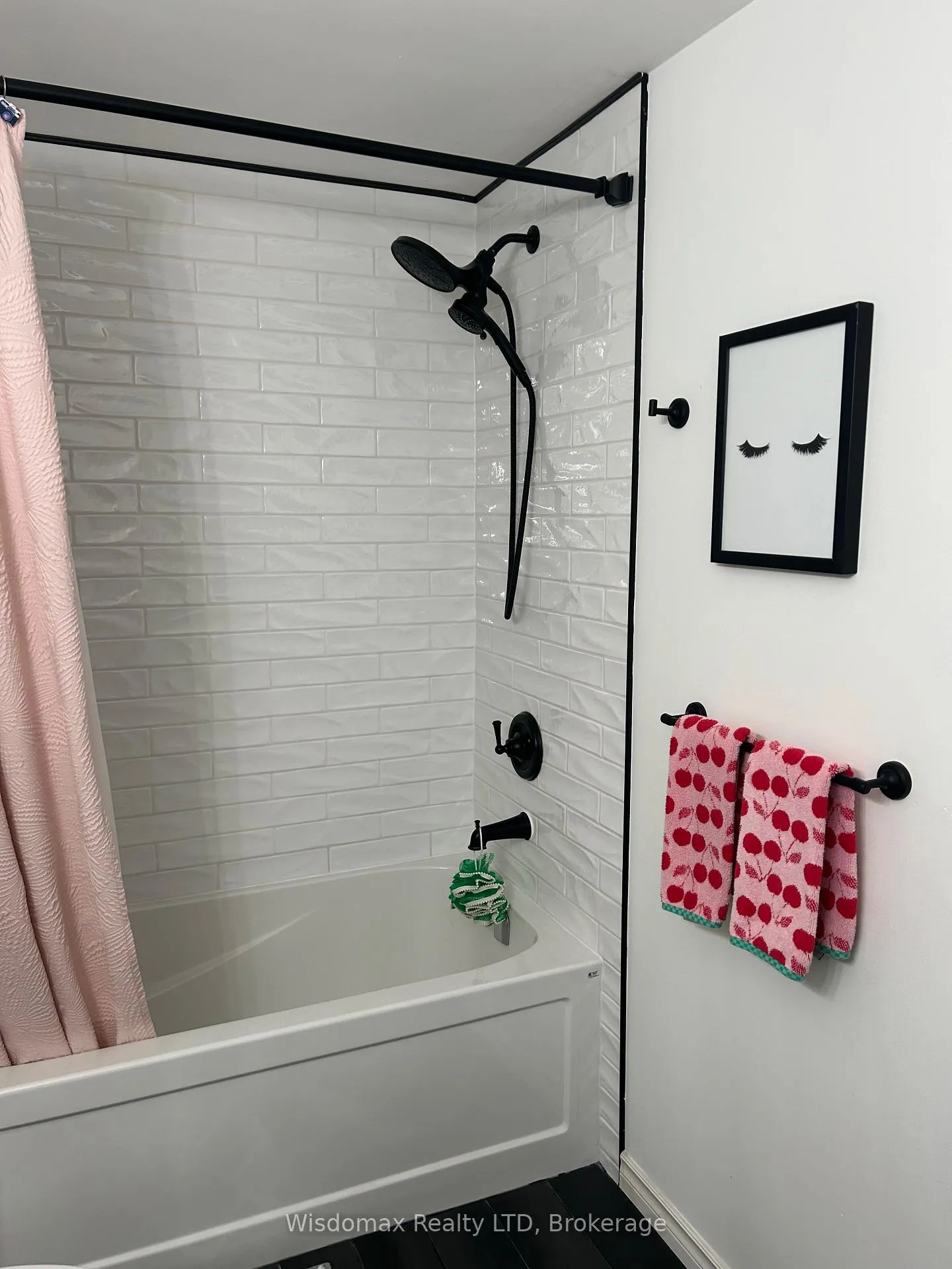 Photo 9 of 8863 Roosevelt Street N, Niagara Falls, Chippawa — HOMEH