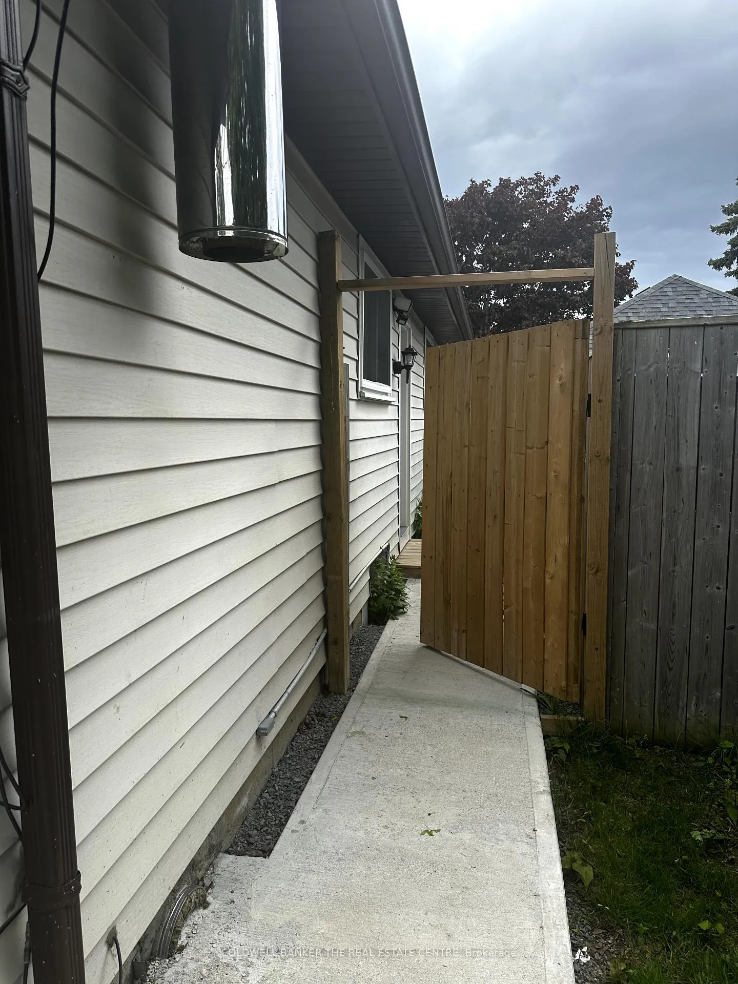 Photo 3 of Unit BSMT, 766 Edna Court, Oshawa, Donevan — HOMEH