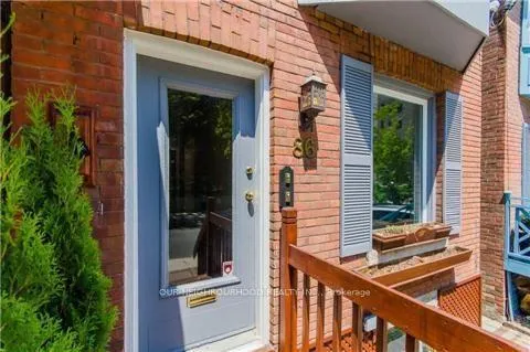 Front of Unit Upper, 86 Asquith Avenue