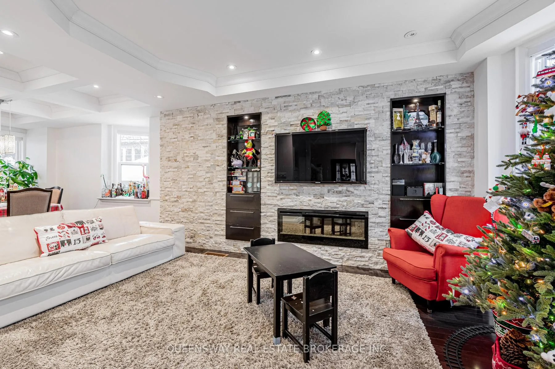 Photo 3 of 1A Hogarth Avenue, Toronto, North Riverdale — HOMEH