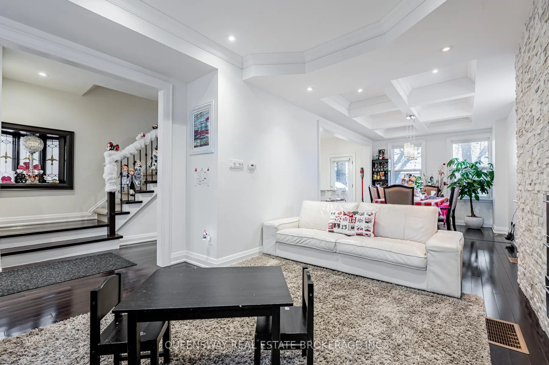 Photo 4 of 1A Hogarth Avenue, Toronto, North Riverdale — HOMEH
