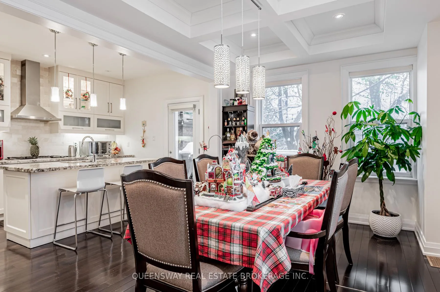 Photo 6 of 1A Hogarth Avenue, Toronto, North Riverdale — HOMEH