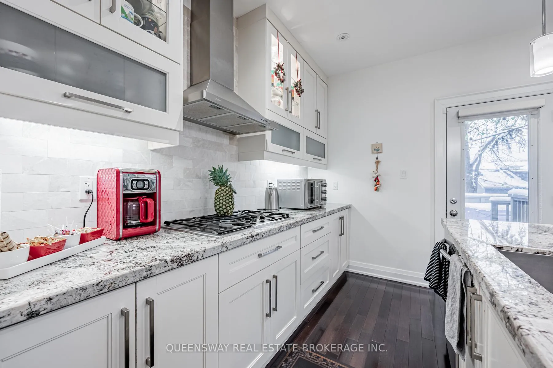 Photo 10 of 1A Hogarth Avenue, Toronto, North Riverdale — HOMEH