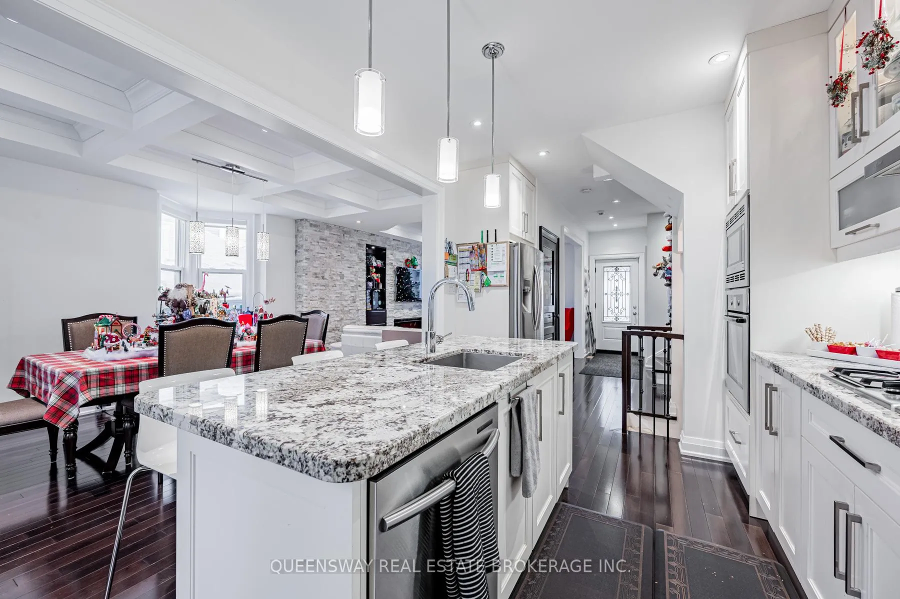 Photo 11 of 1A Hogarth Avenue, Toronto, North Riverdale — HOMEH