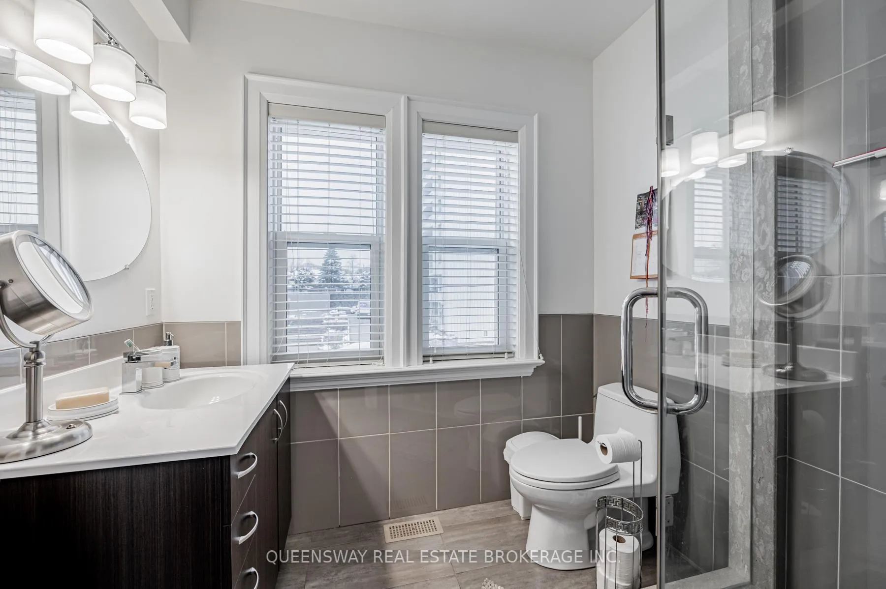 Photo 14 of 1A Hogarth Avenue, Toronto, North Riverdale — HOMEH