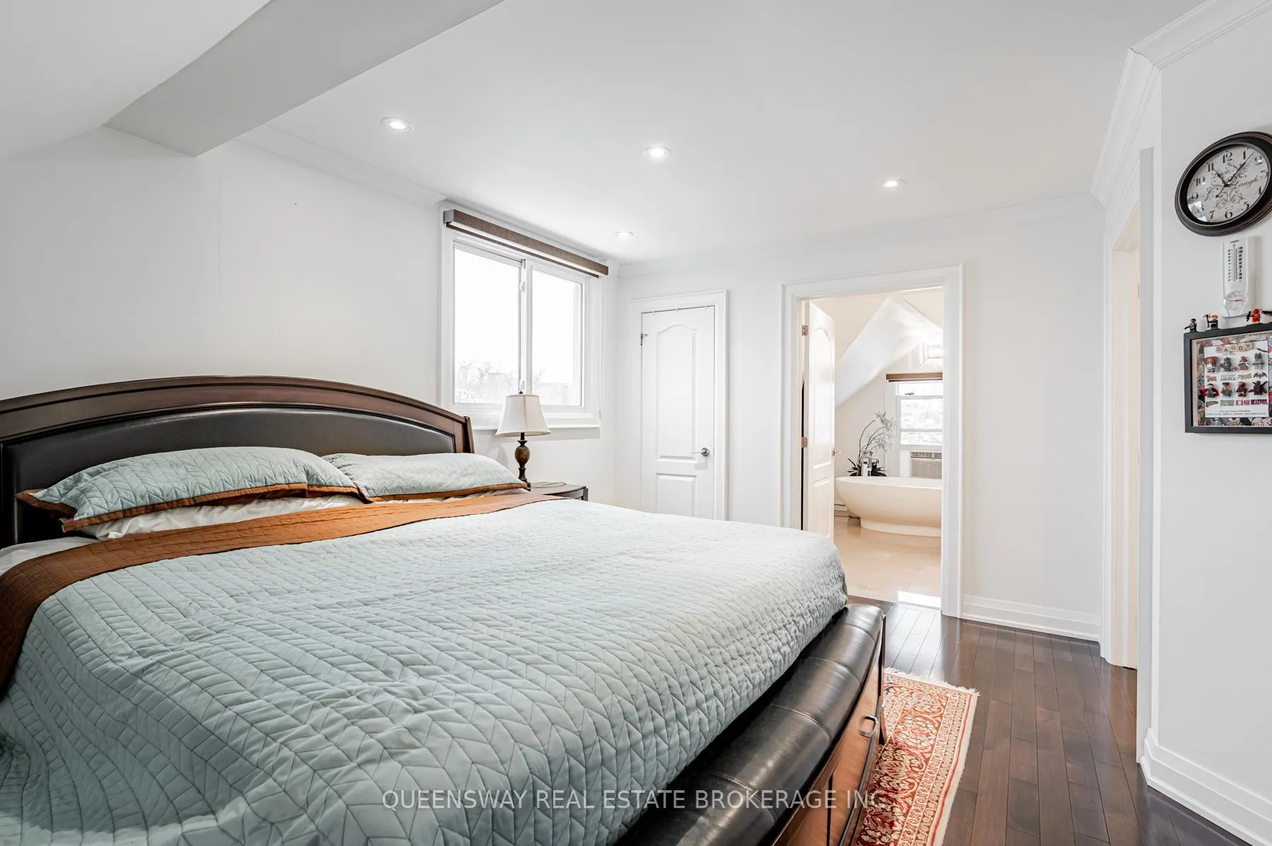 Photo 20 of 1A Hogarth Avenue, Toronto, North Riverdale — HOMEH