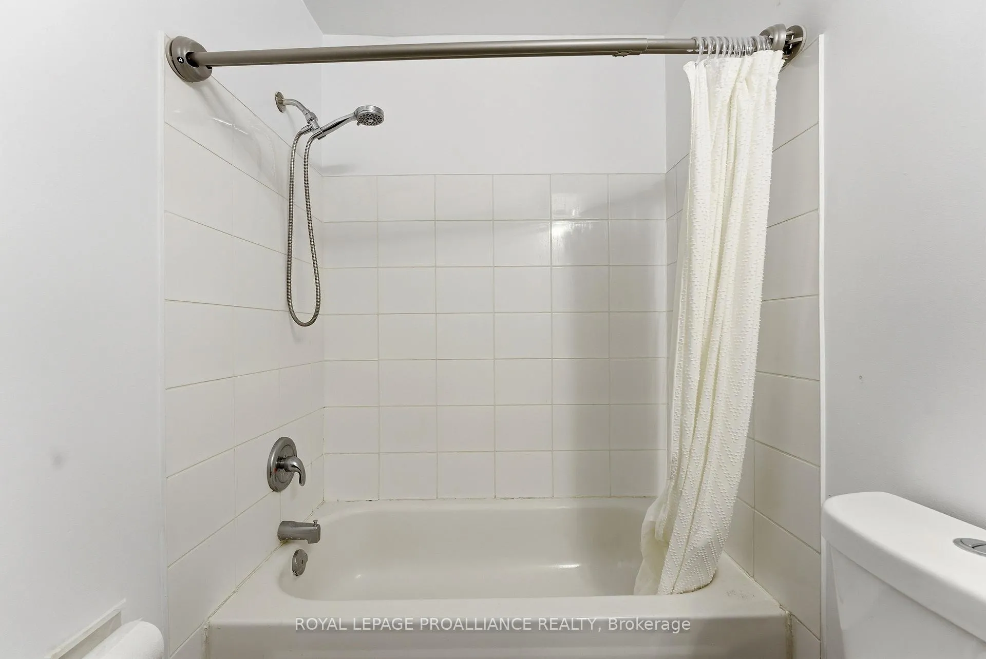 Photo 12 of Unit 3, 80 Grier Street, Belleville, Belleville Ward — HOMEH