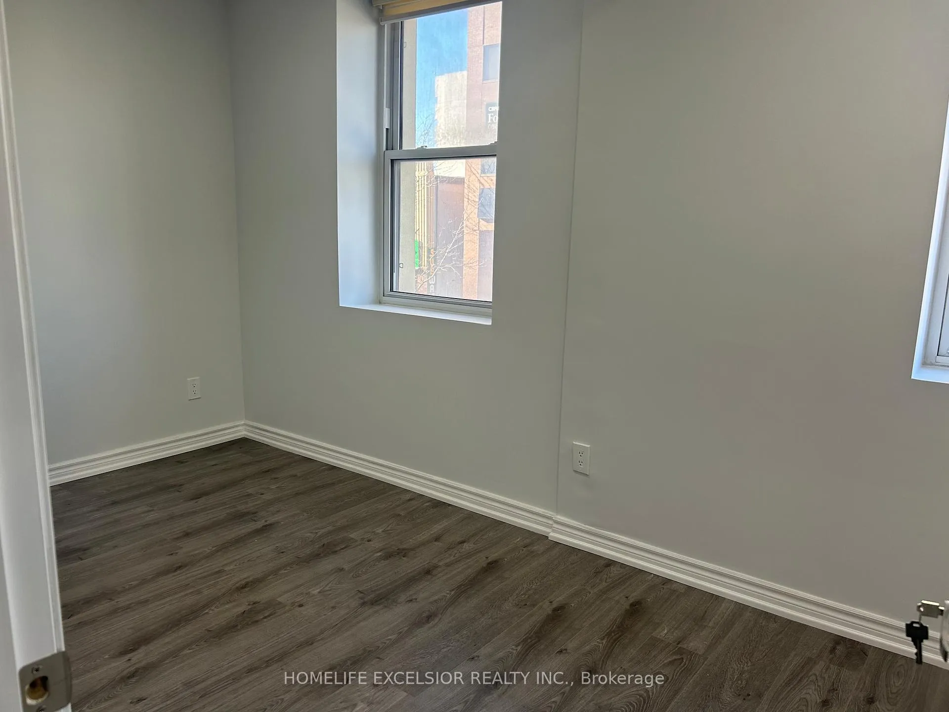 Photo 3 of Unit Unit 1, 3 Simcoe Street S, Oshawa, Central — HOMEH