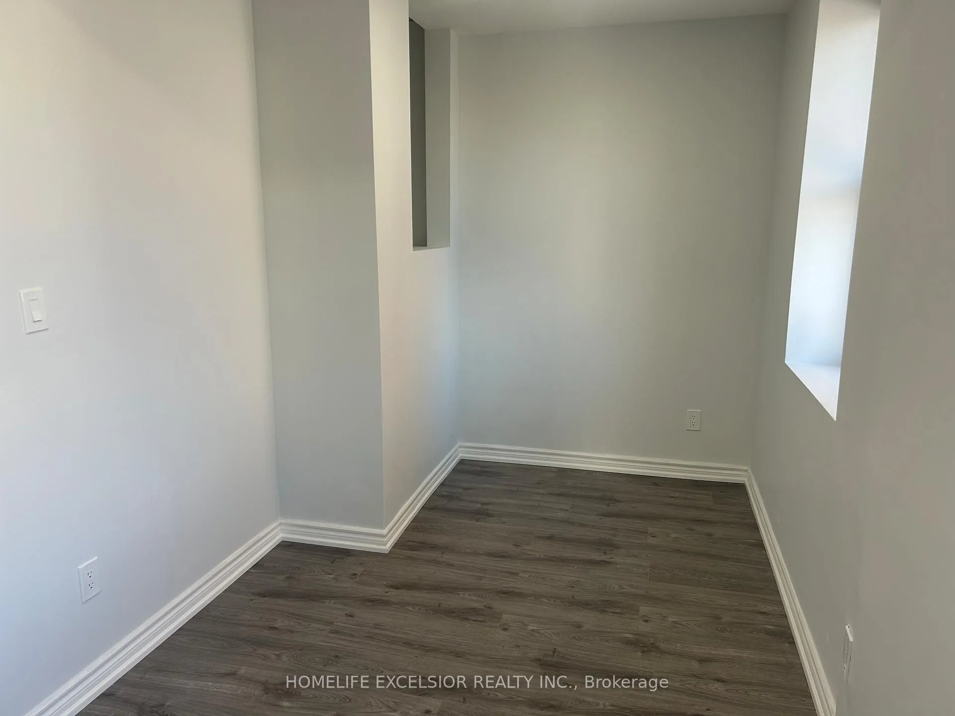 Photo 4 of Unit Unit 1, 3 Simcoe Street S, Oshawa, Central — HOMEH