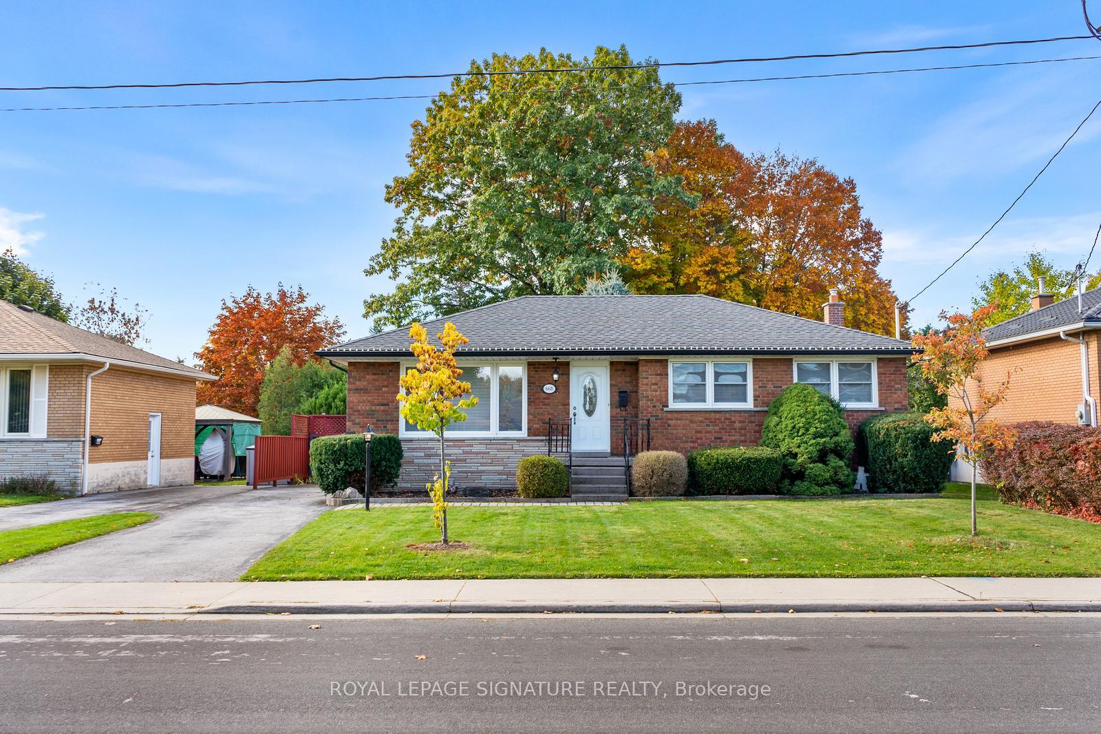 Photo 2 of 668 Peele Boulevard, Burlington, Brant — HOMEH