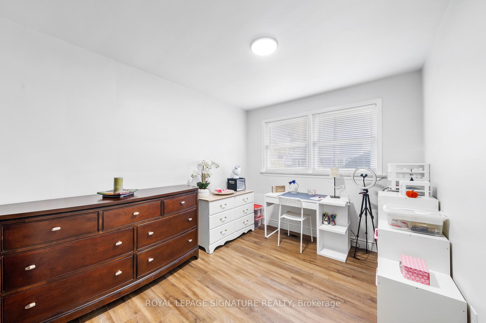 Photo 19 of 668 Peele Boulevard, Burlington, Brant — HOMEH