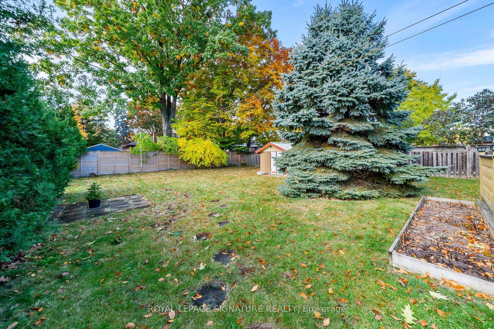 Photo 32 of 668 Peele Boulevard, Burlington, Brant — HOMEH
