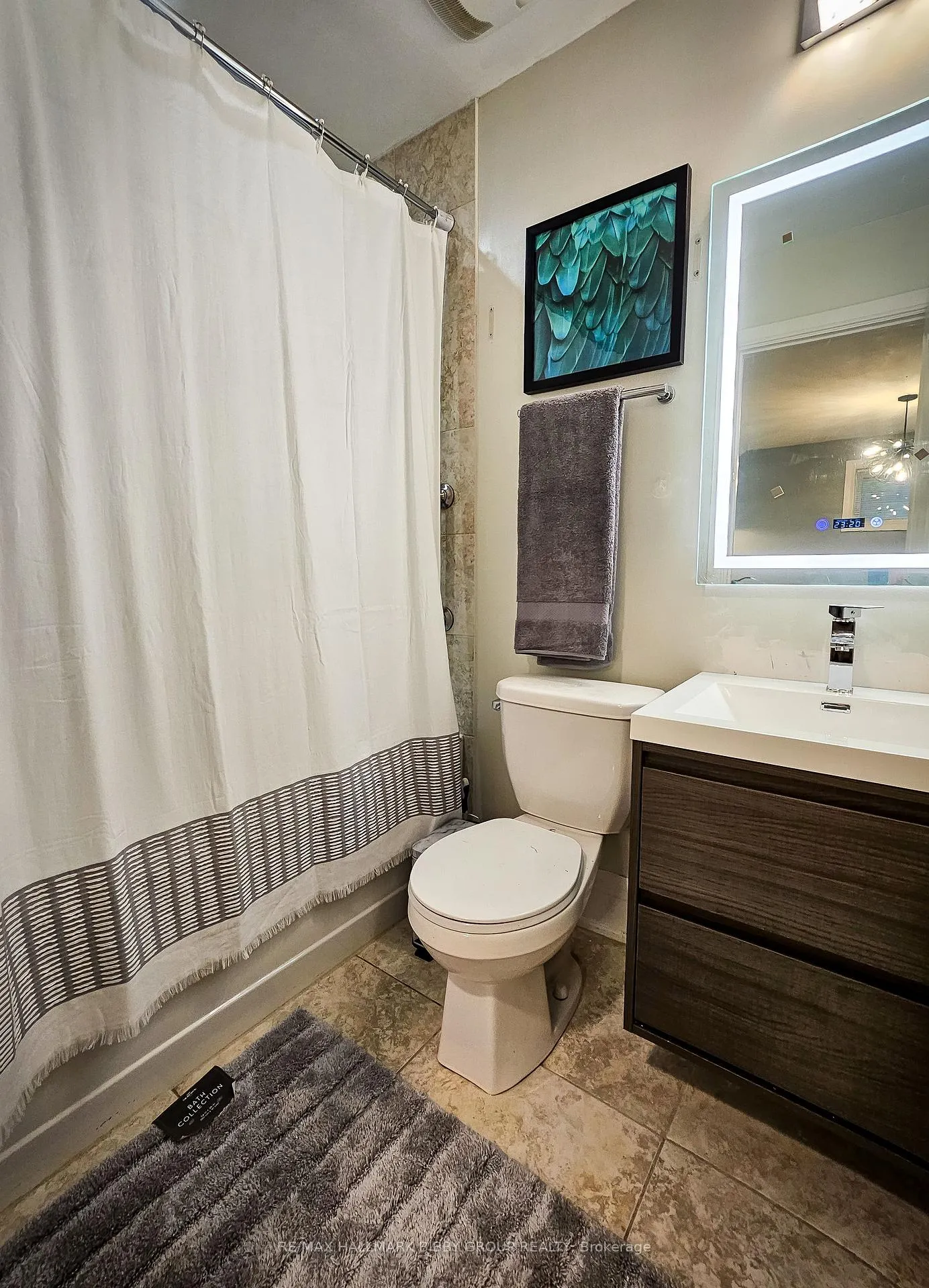 Photo 5 of Unit Basement 1, 22 Roberta Drive, Toronto, Englemount-Lawrence — HOMEH
