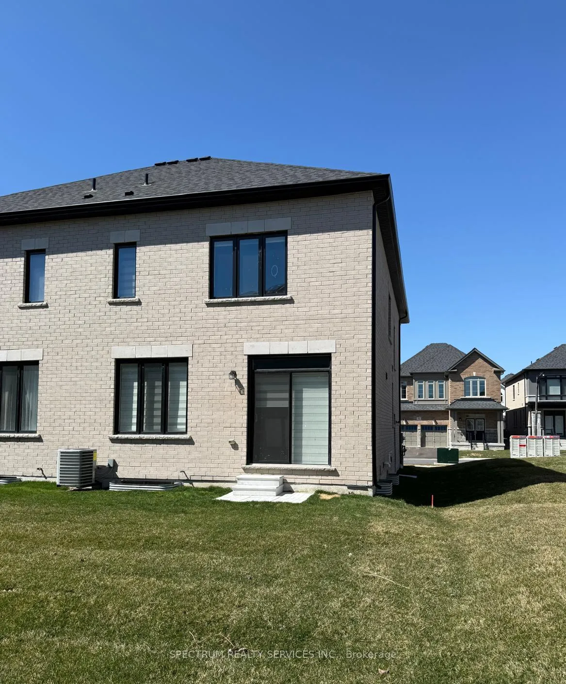 Photo 43 of 13 Waterfront Crescent, Whitby, Port Whitby — HOMEH