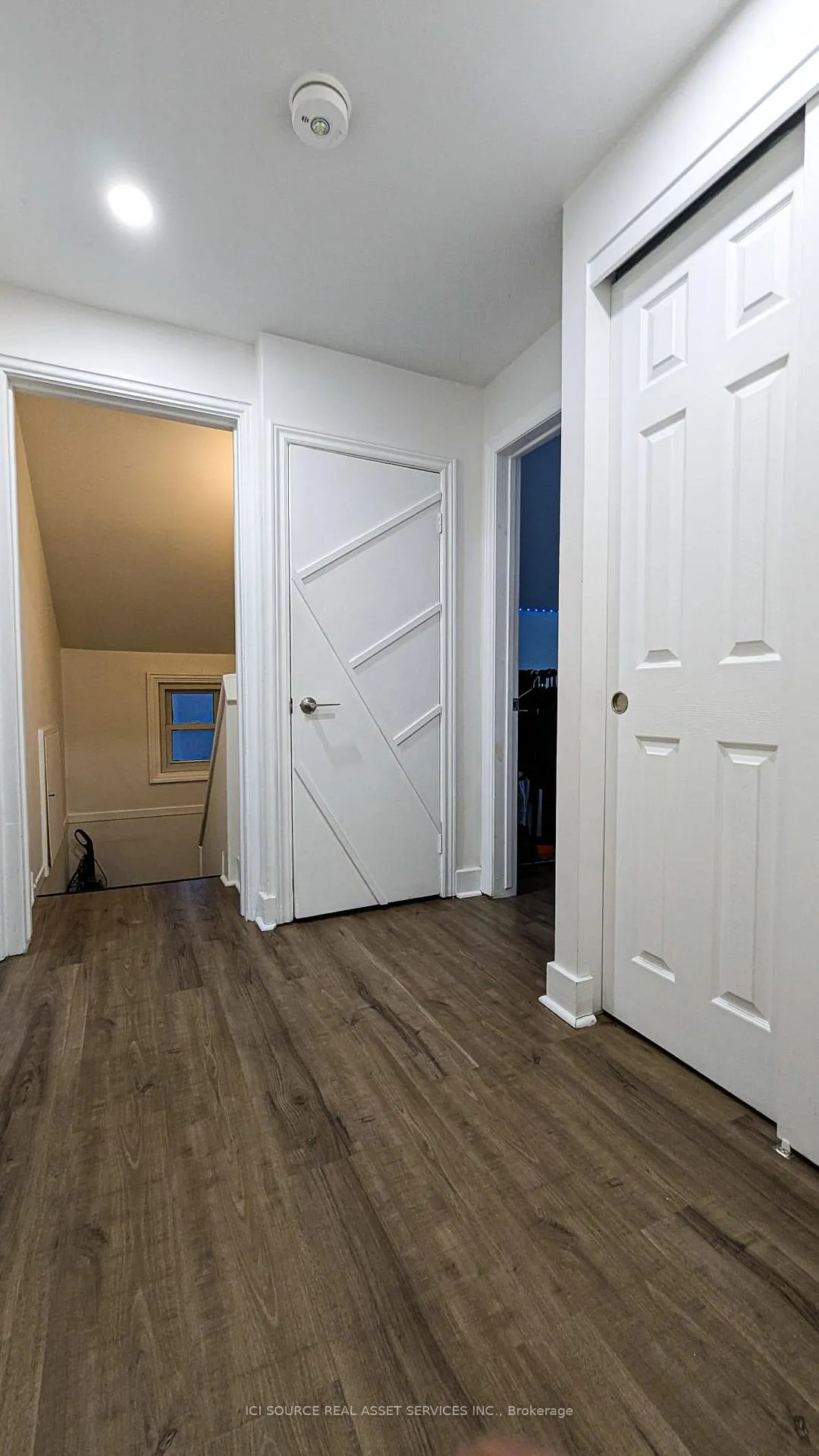 Photo 9 of Unit 1, 249 East 18th Street, Hamilton, Inch Park — HOMEH